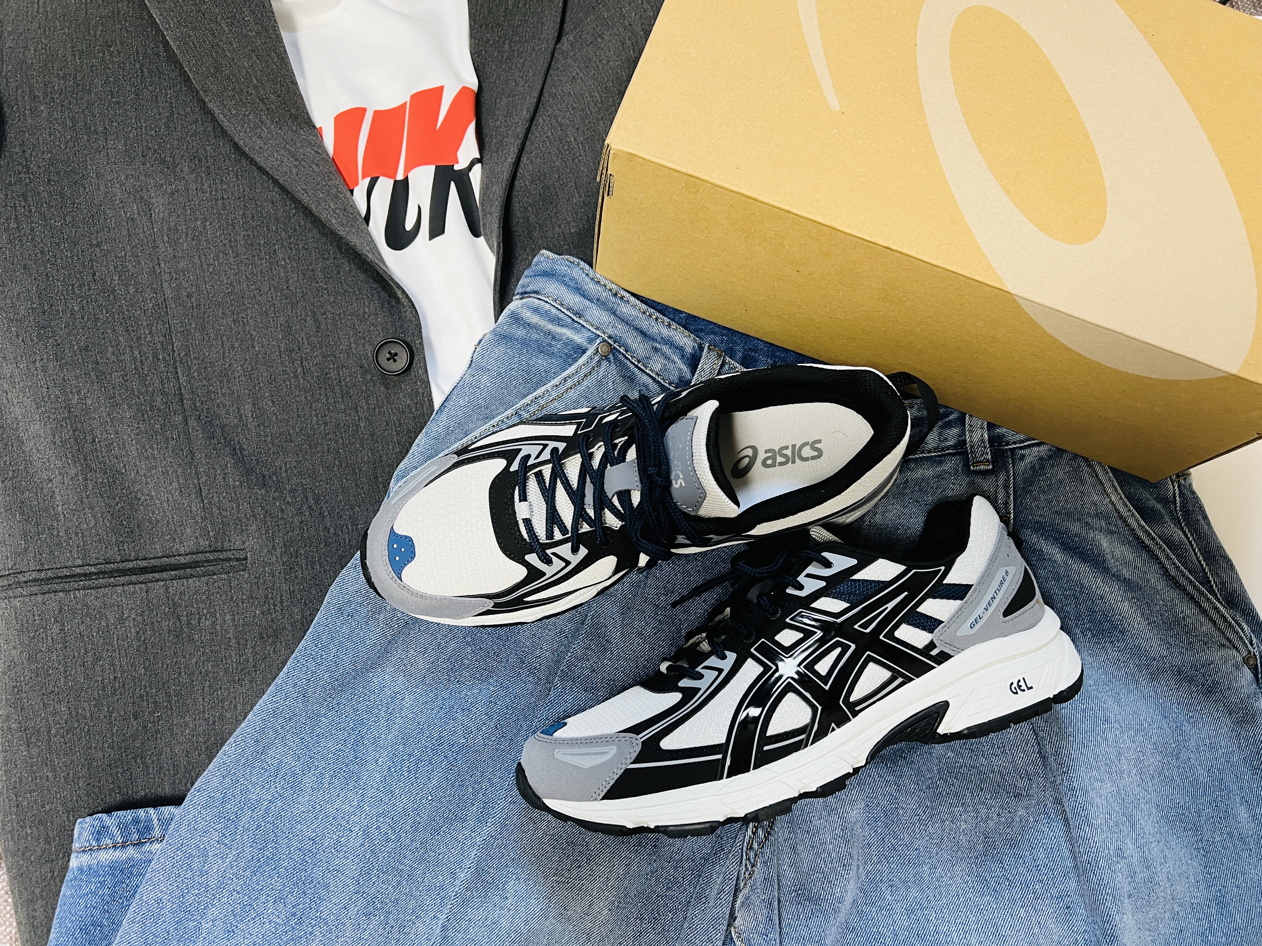 Asics Gel-Venture 6 SPS Glacier Grey 착용 스타일 - 2