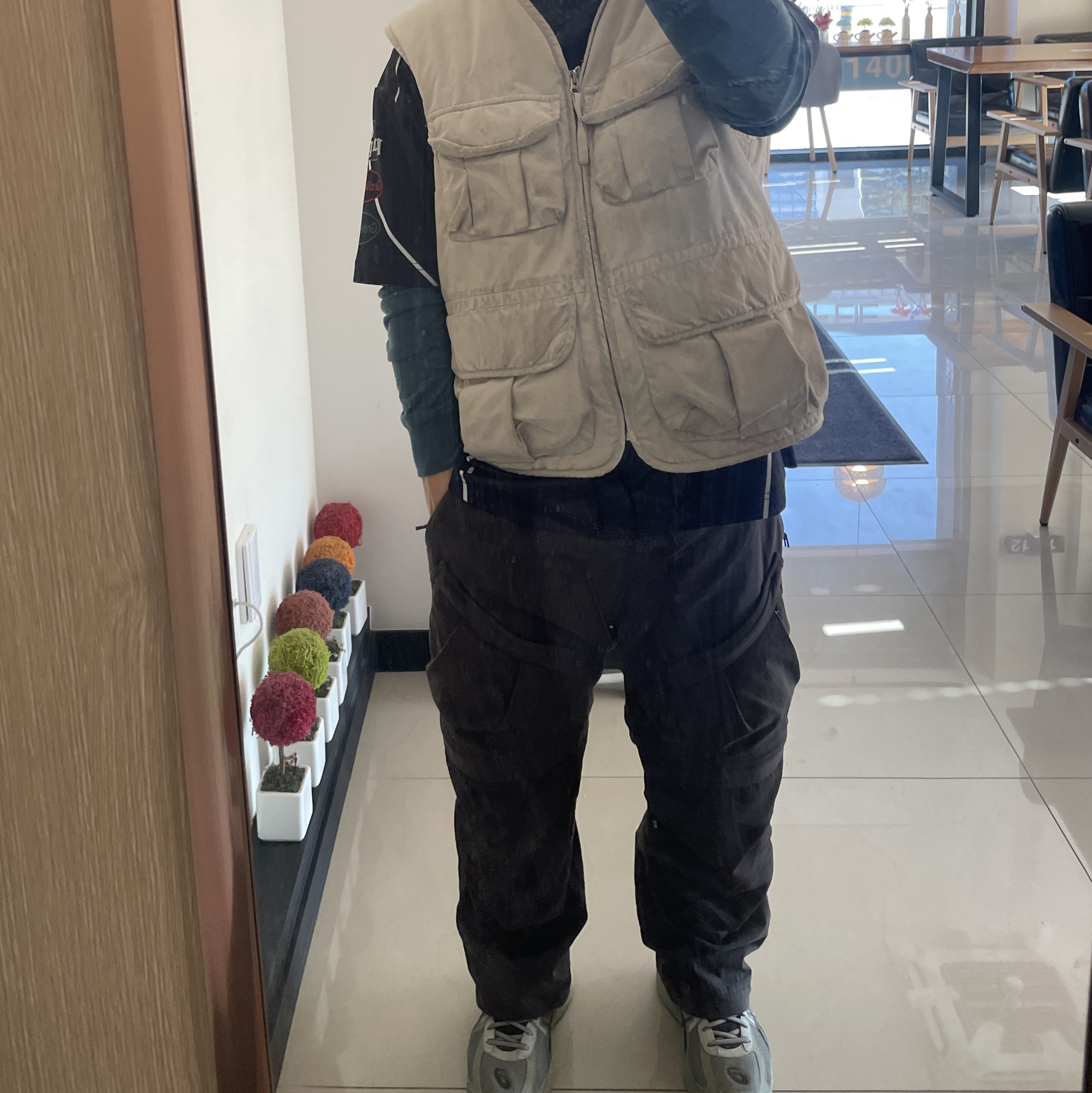 Nike ACG Smith Summit Cargo Pants Velvet Brown - Asia, Nike ACG Dri-Fit ADV Goat Rocks Long Sleeve T-Shirt Faded Spruce - Asia 착용 스타일