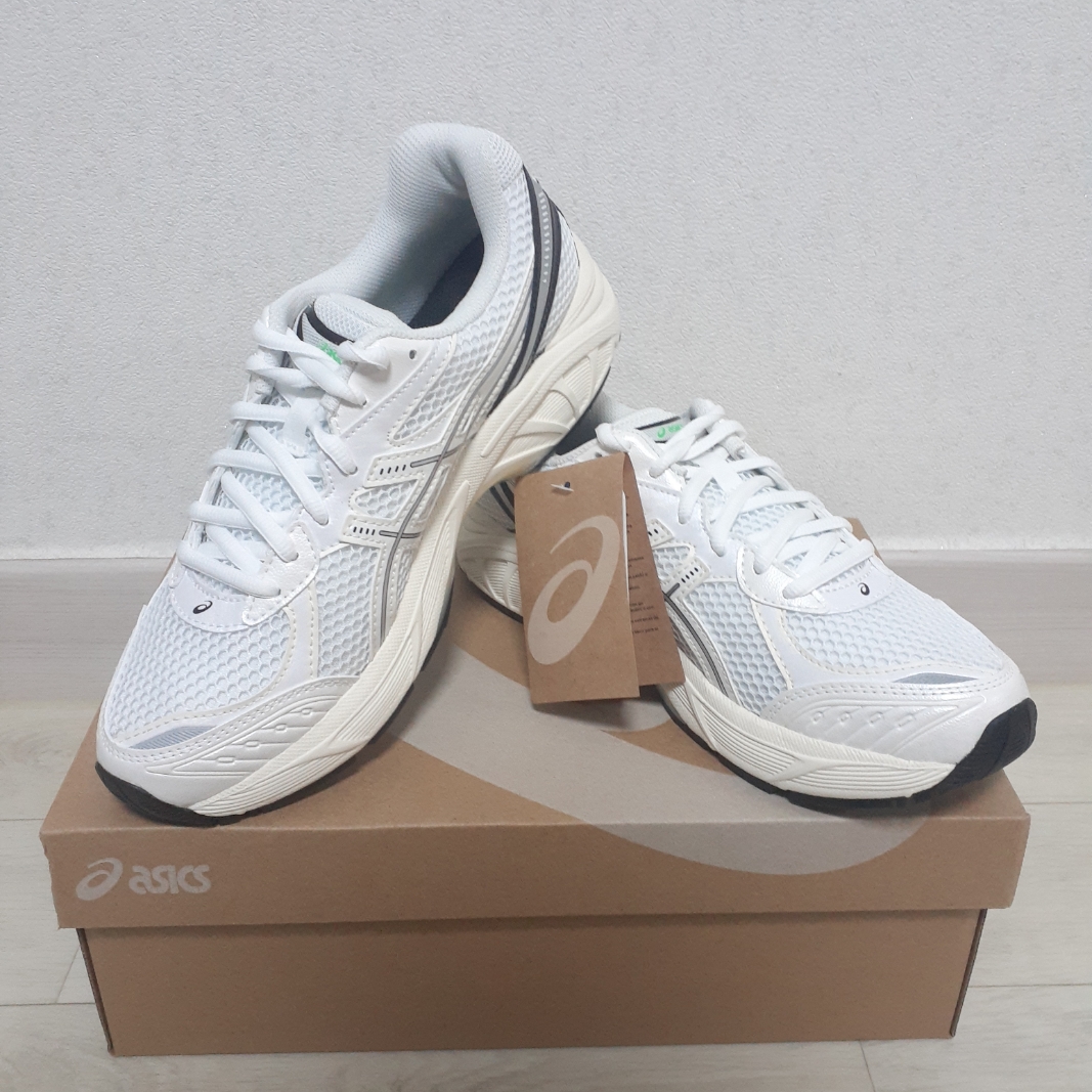 Asics GT-2160 White Black 착용 스타일