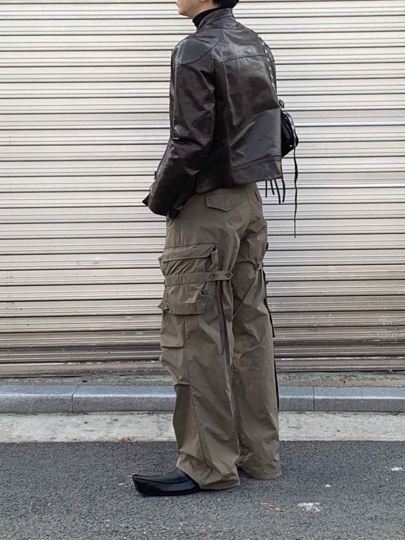 Our Legacy Double Tongue Belt Mahogany, Balenciaga Heavy Piercing Cap Faded Black 착용 스타일 - 4