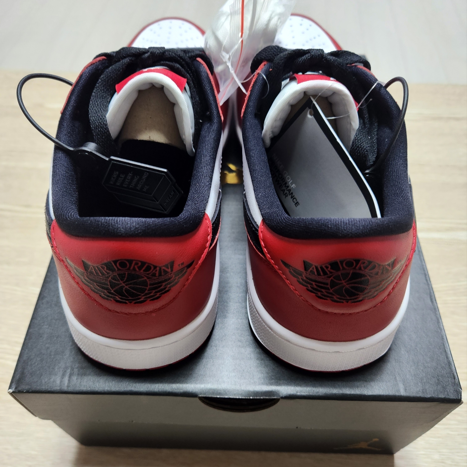 Jordan 1 Low Golf Chicago 착용 스타일