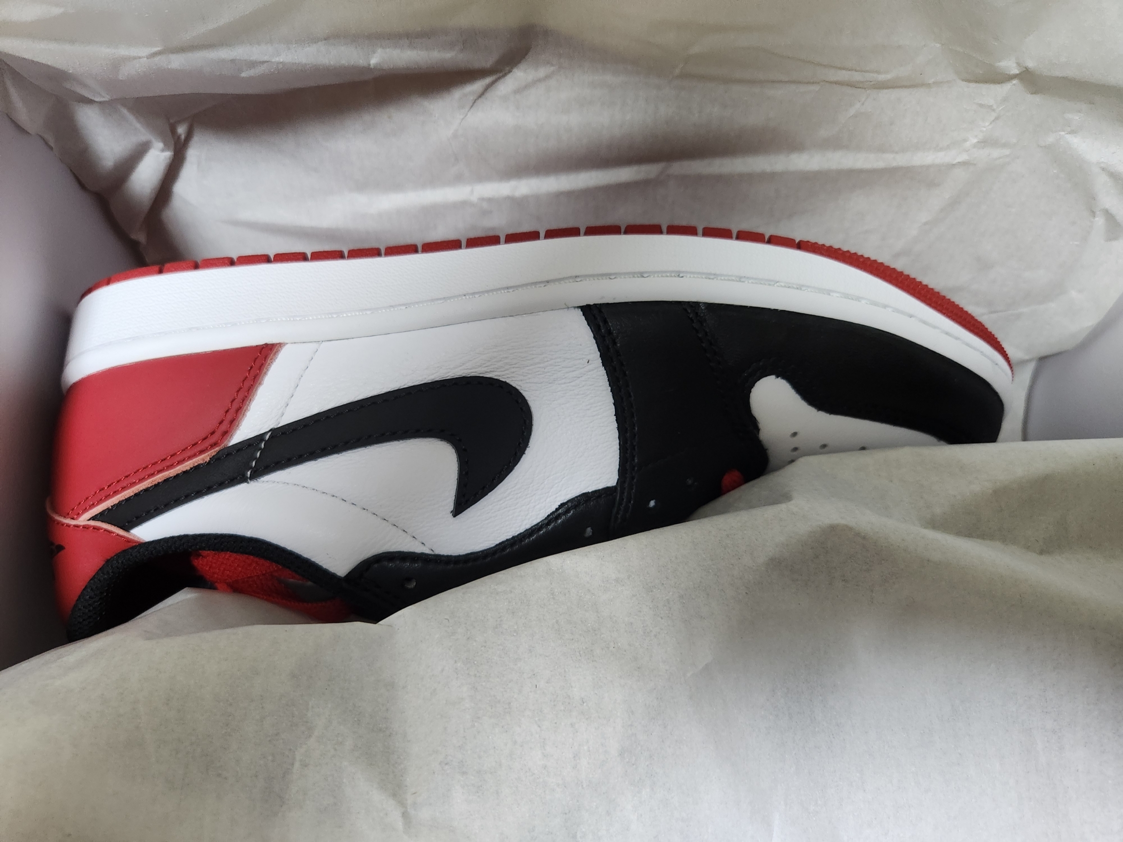 Jordan 1 Retro Low OG Black Toe 착용 스타일