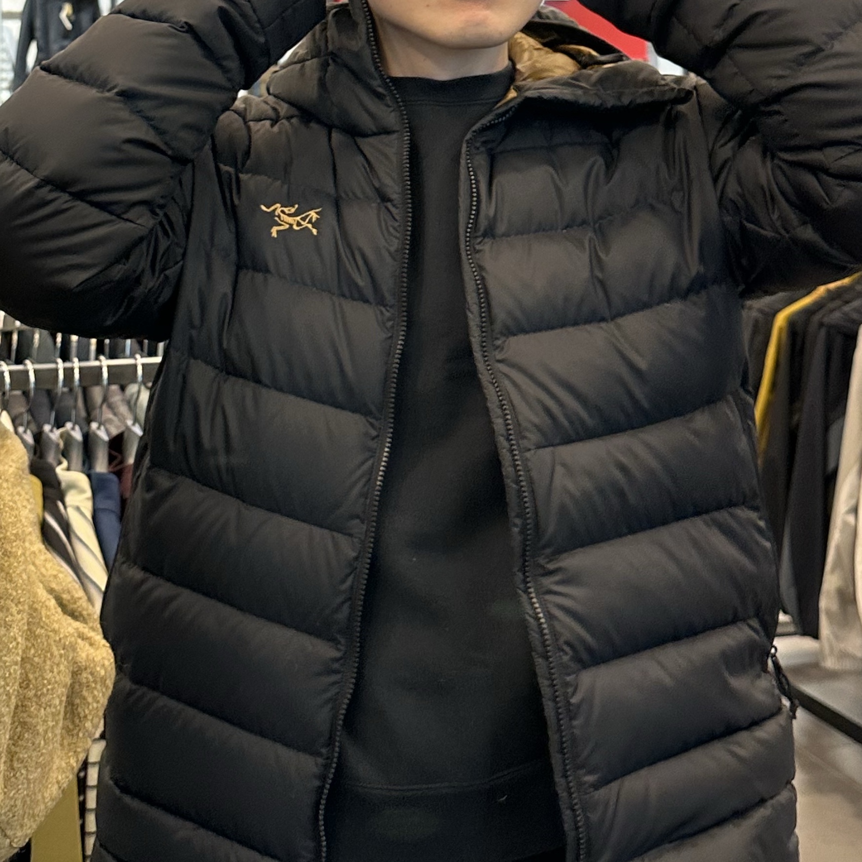 Arc'teryx Thorium AR Hoody 24K Black 착용 스타일