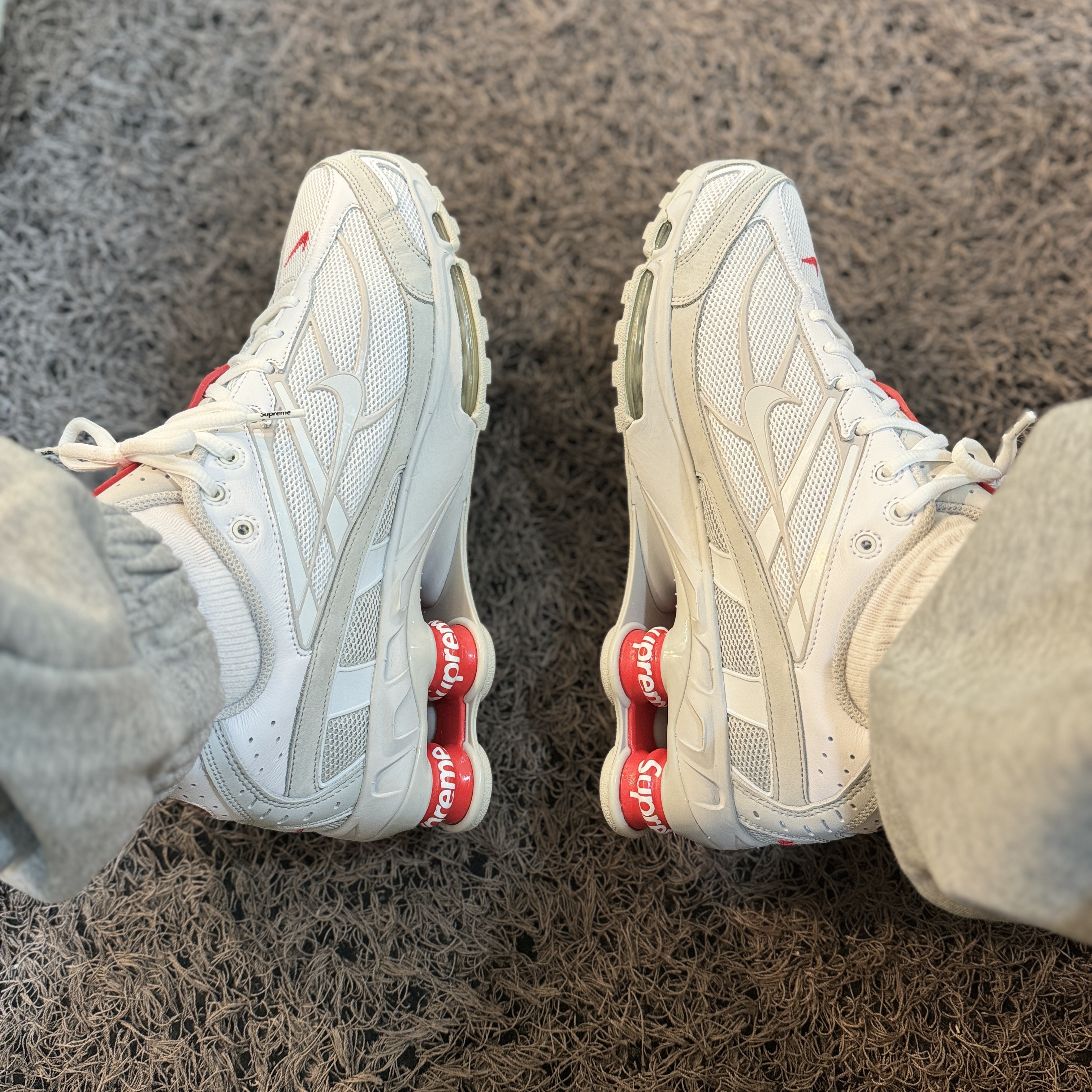 Nike x Supreme Shox Ride 2 SP White 착용 스타일