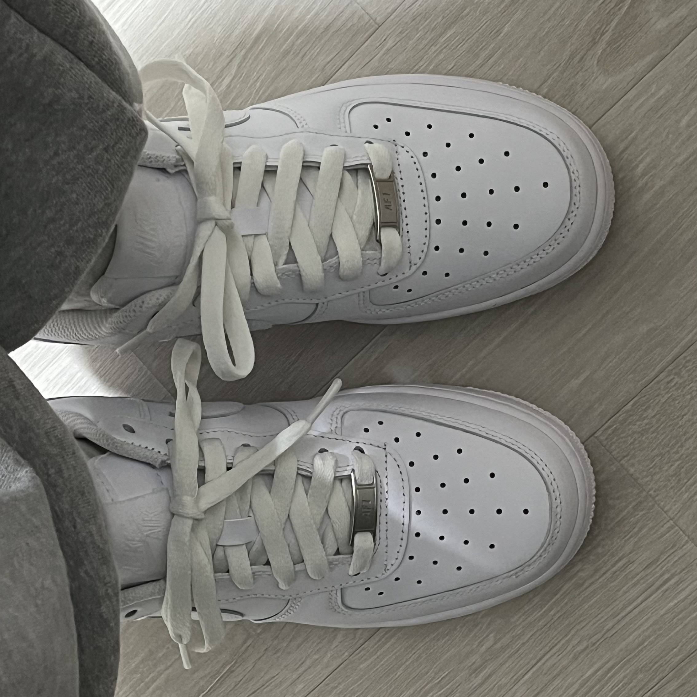 (W) Nike Air Force 1 '07 Low White 착용 스타일