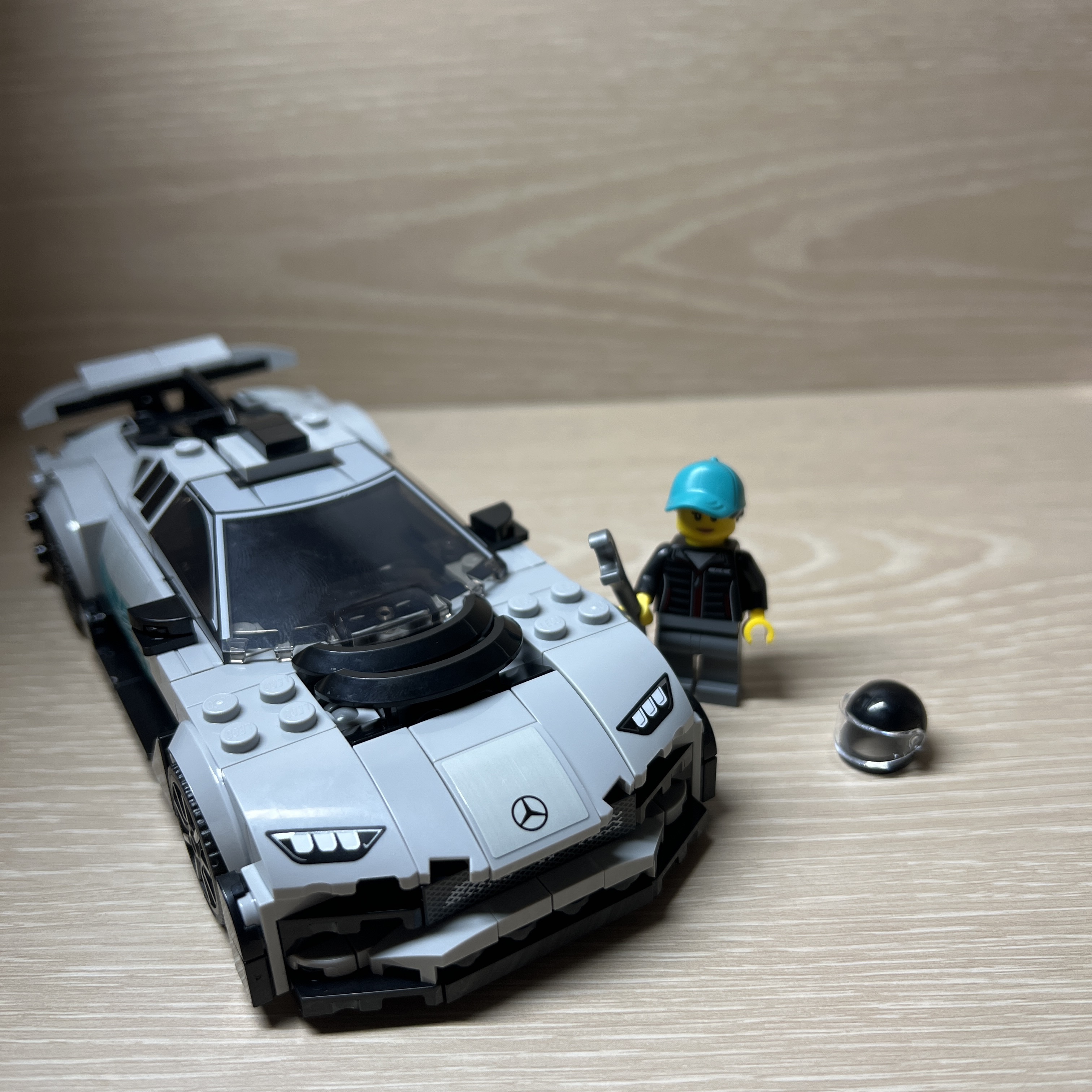 Lego Mercedes-AMG F1 W12 E Performance & Mercedes-AMG Project One 착용 스타일 - 1