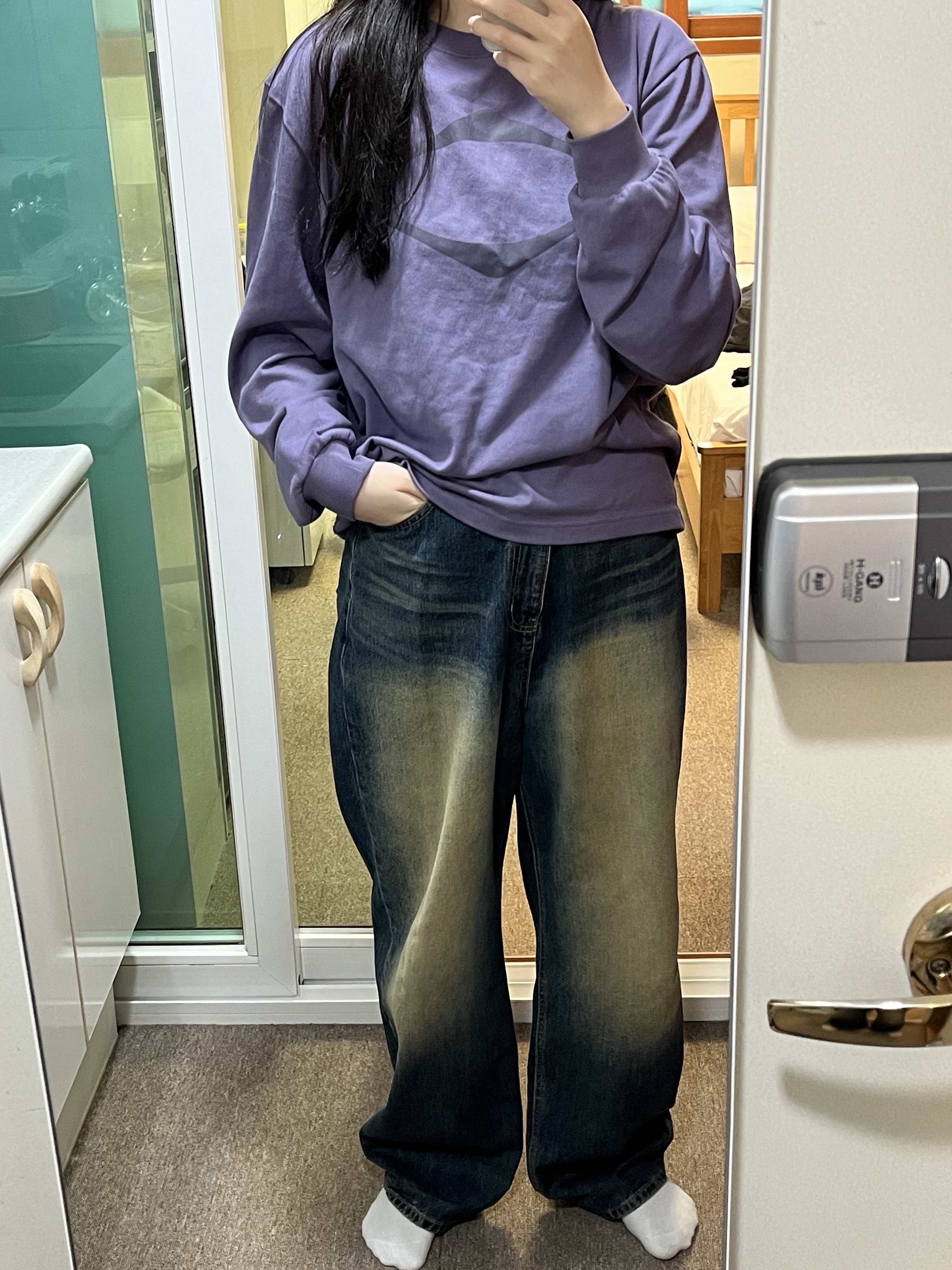 Mischief Rhombus Long Sleeve Purple 착용 스타일