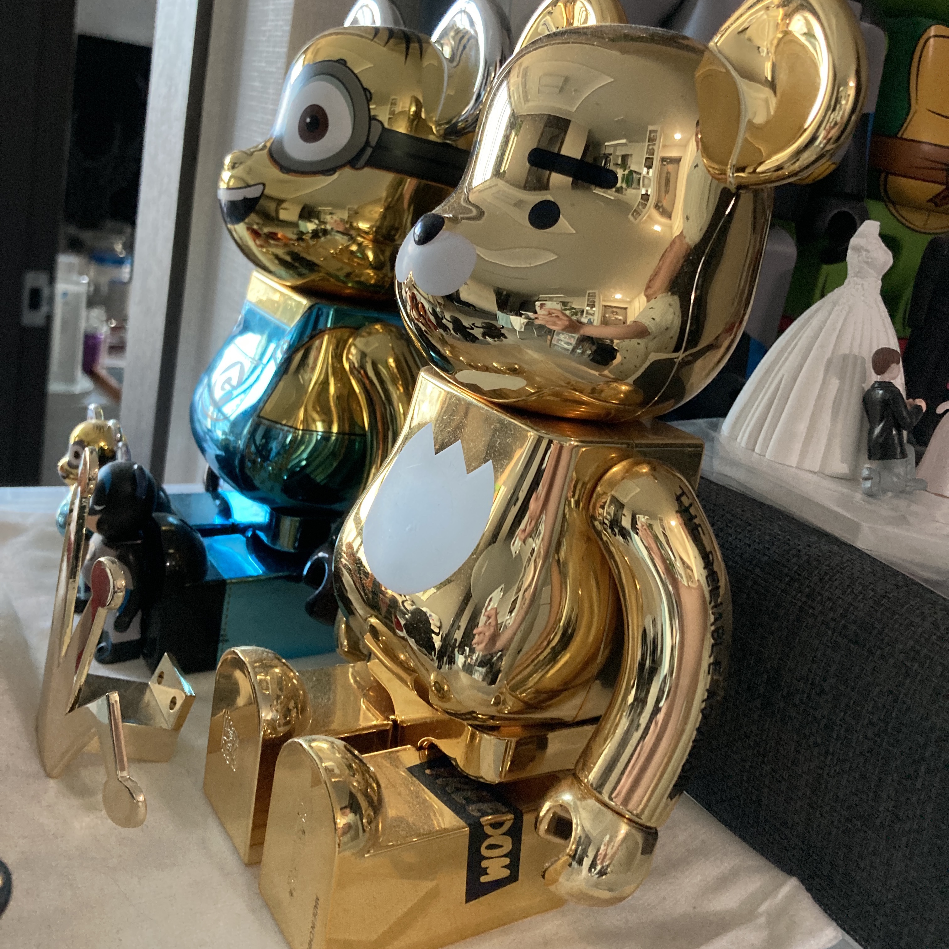 Bearbrick x Kakao Friends Ryan 400% 착용 스타일