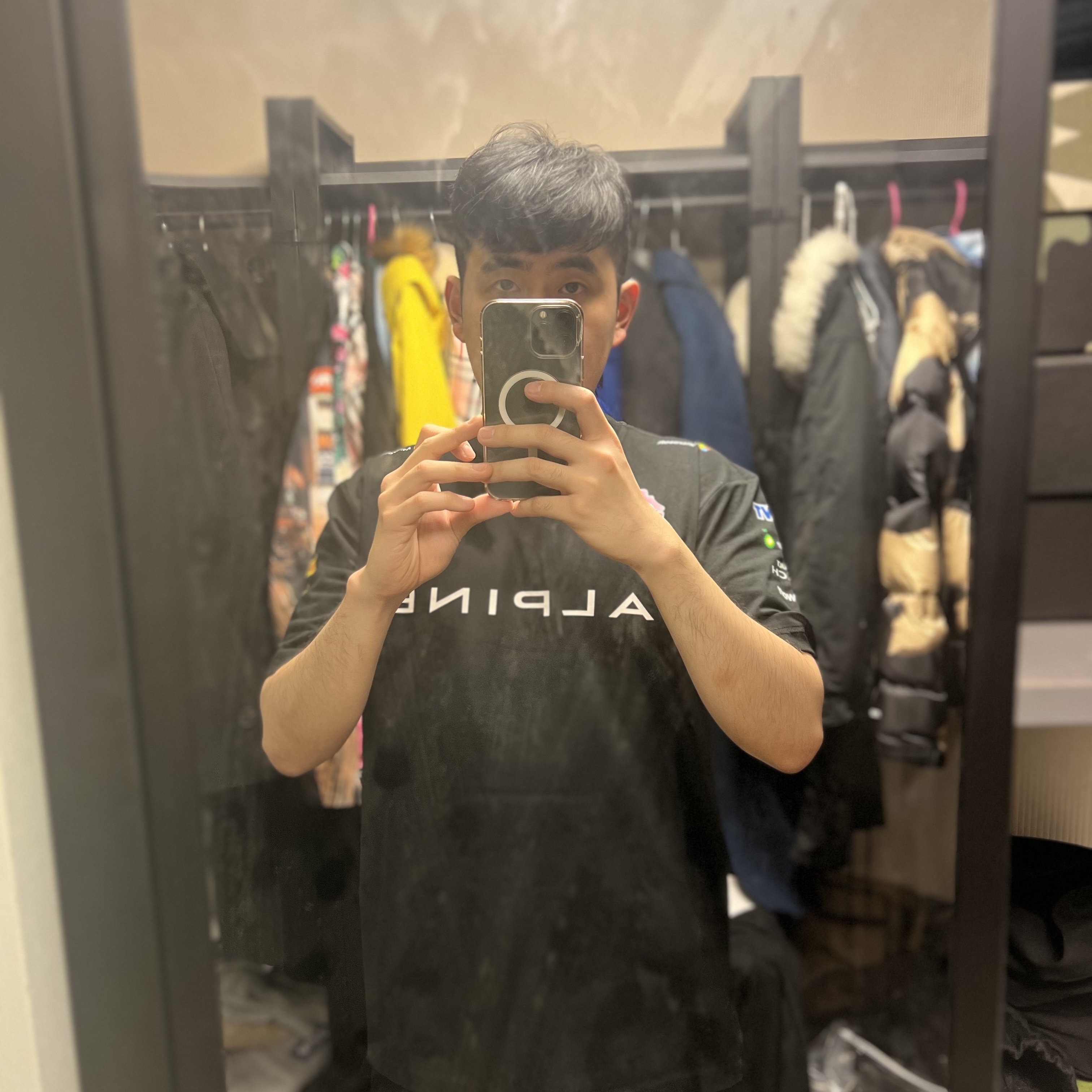 Palace x Kappa For Alpine T-Shirt Black - 23FW 착용 스타일