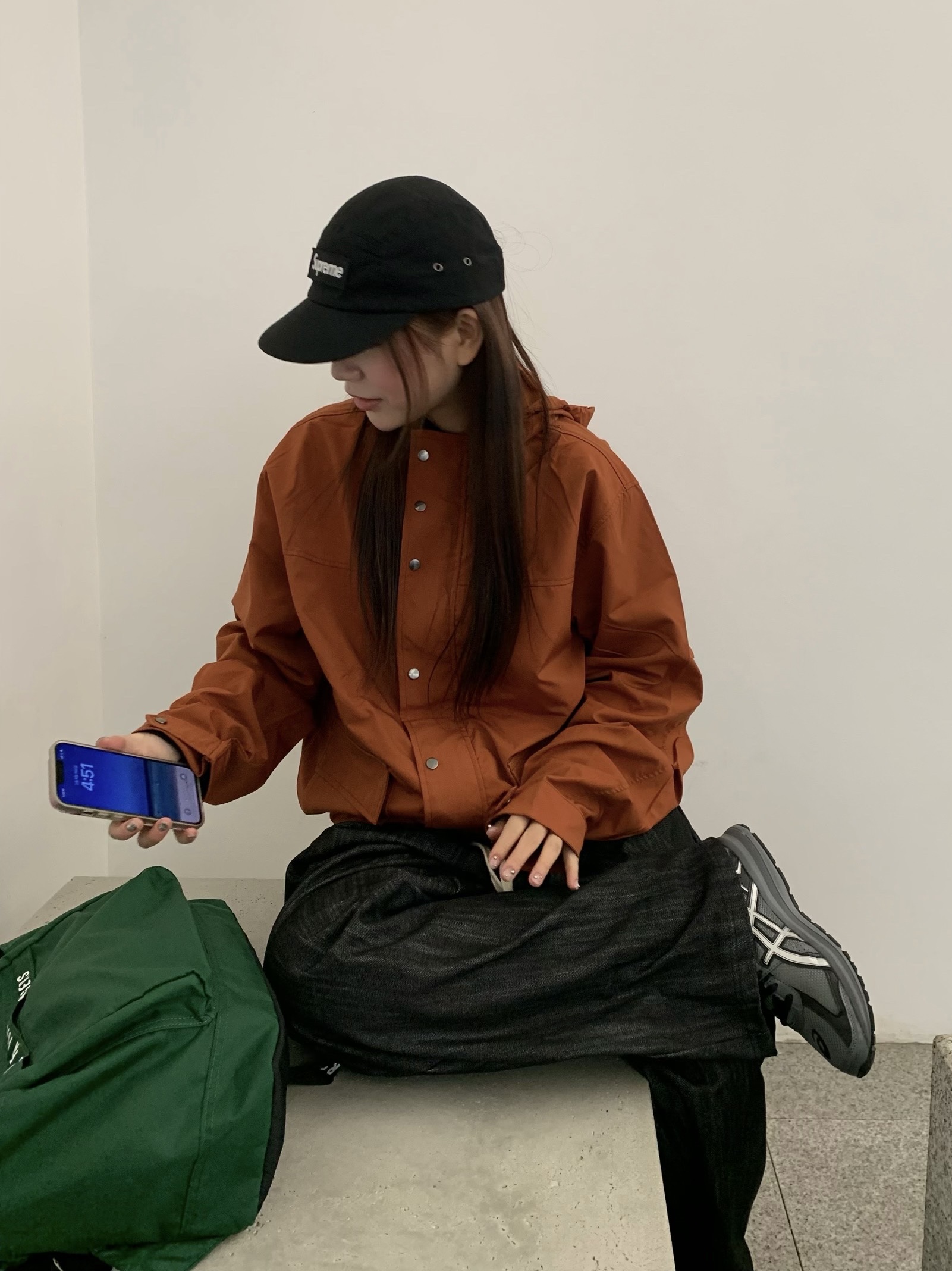 Supreme Waxed Cotton Camp Cap Black - 23FW, Asics Jog 100 S Steel Grey - 2E Wide 착용 스타일