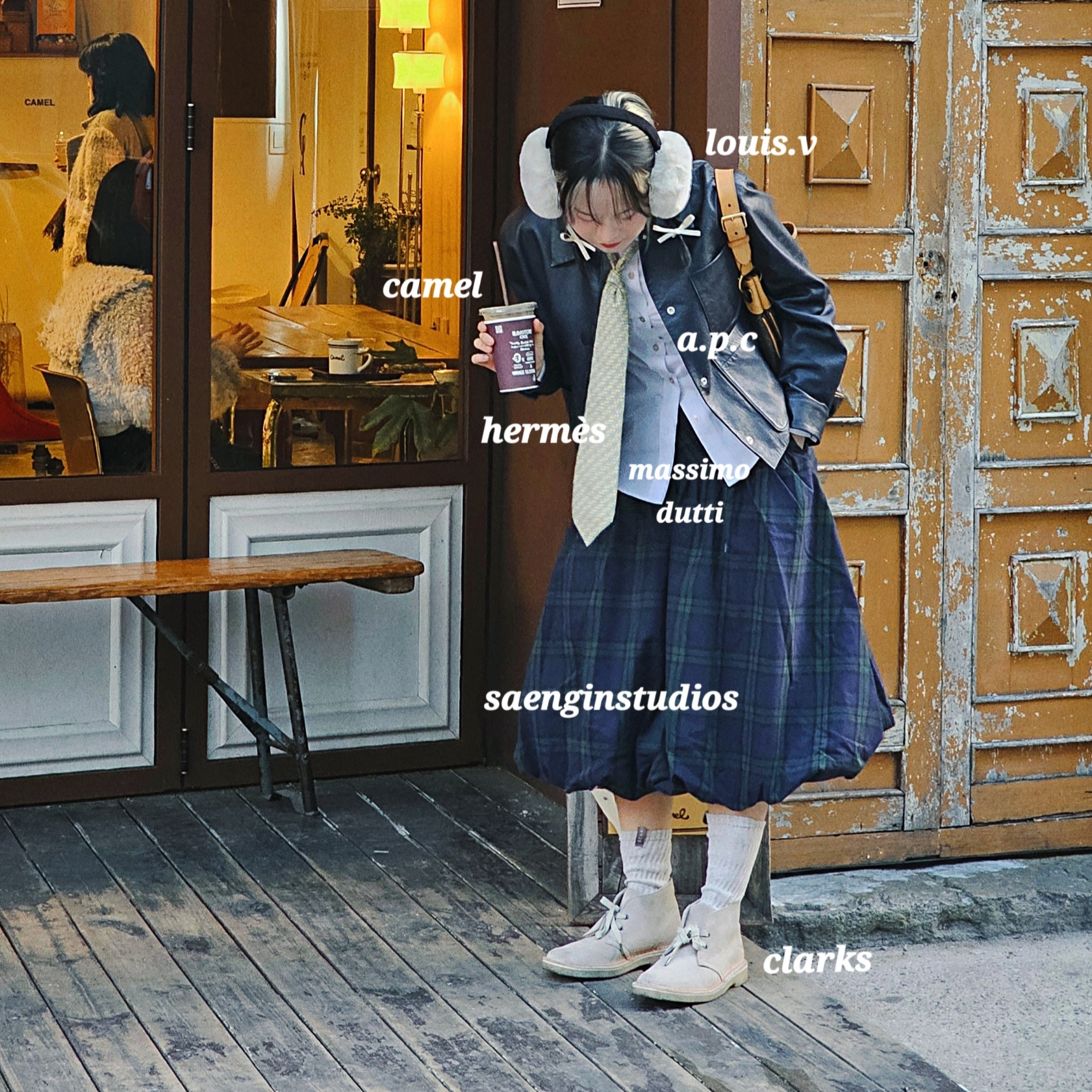 Clarks Desert Boot Sand Suede, Saenginstudios Balloon Shirring Skirt Check 착용 스타일 - 1