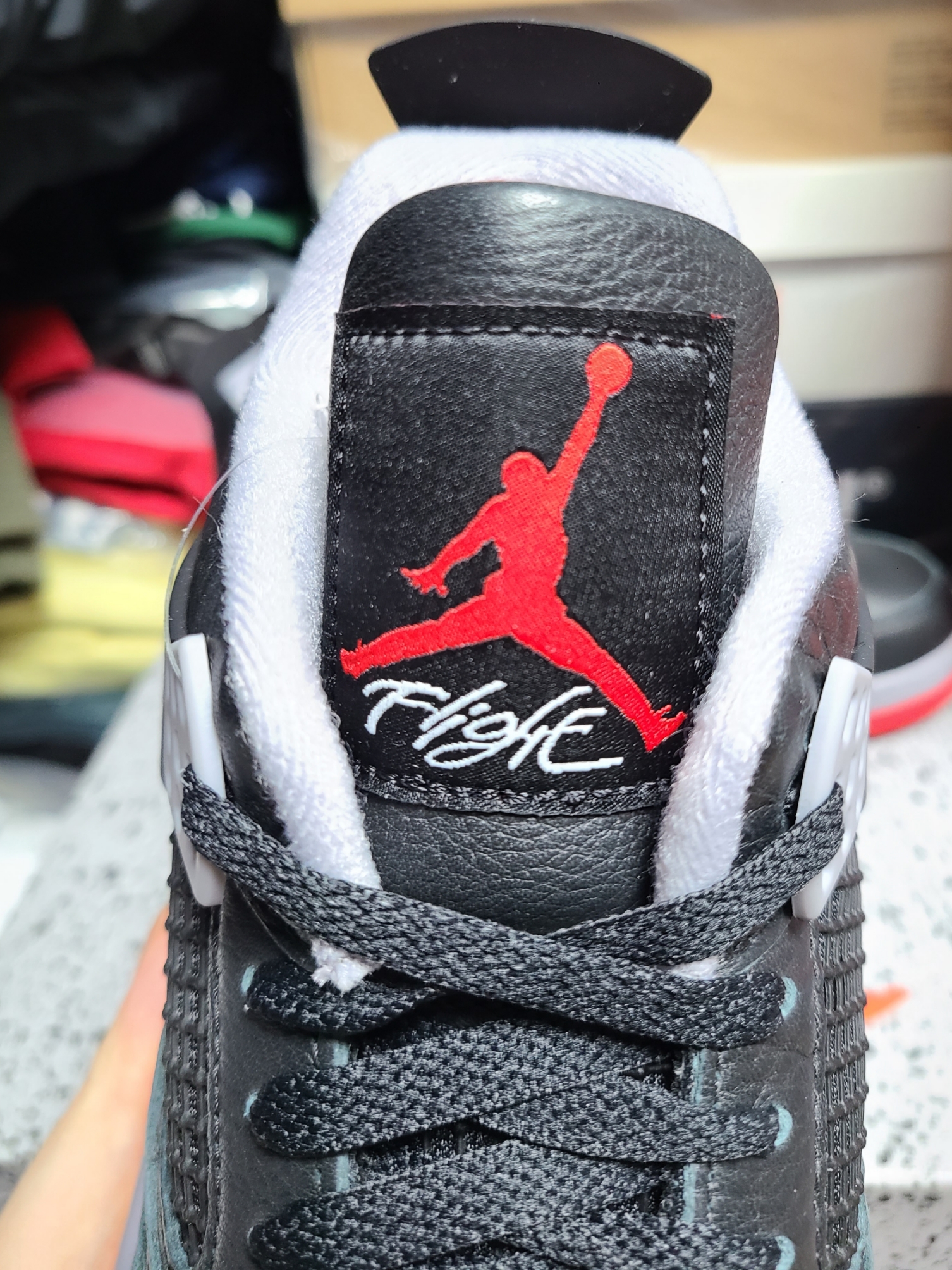 Jordan 4 Retro Bred Reimagined 착용 스타일 - 1