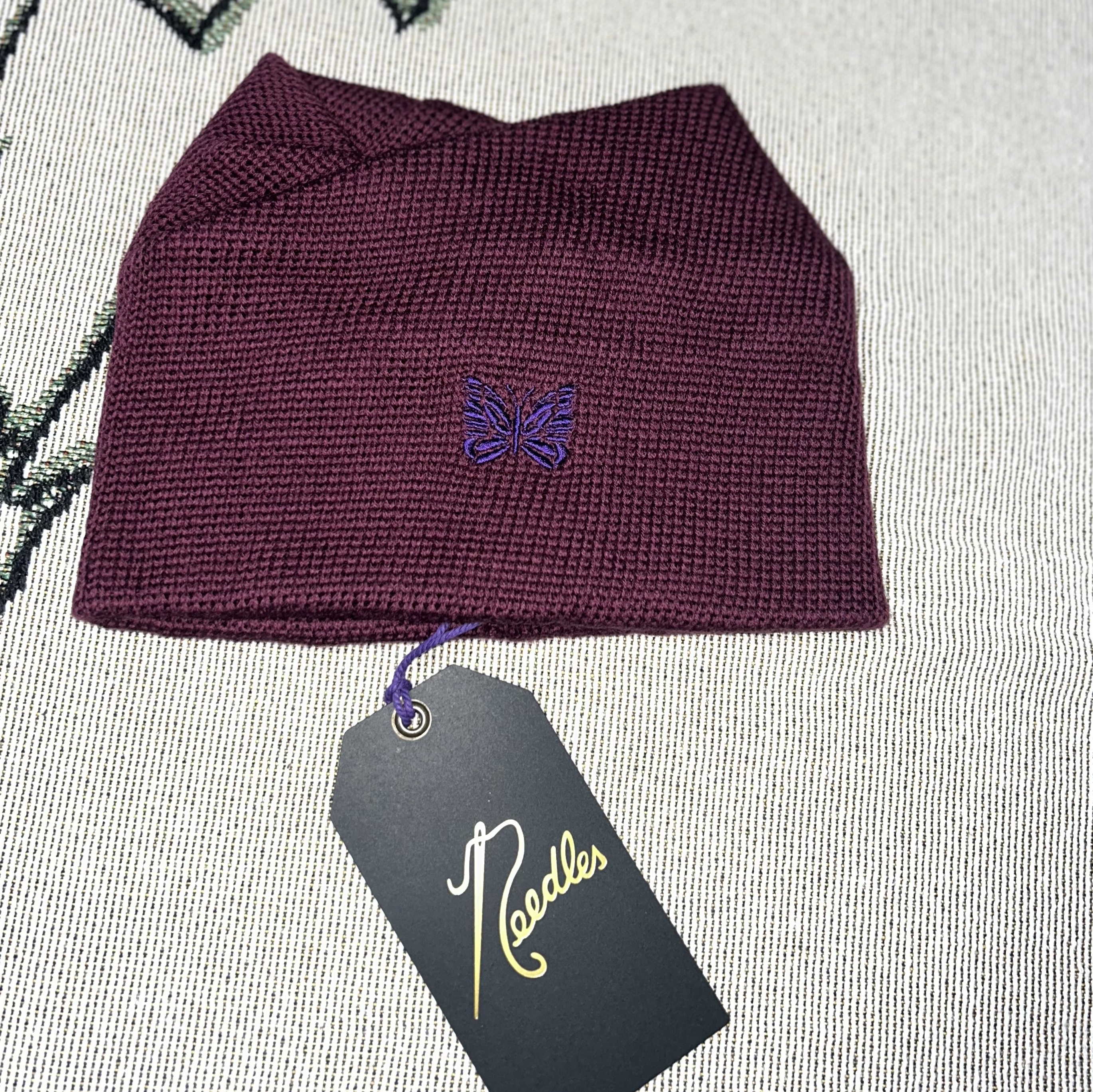 Needles Merino Wool Neck Warmer Wine 착용 스타일 - 1