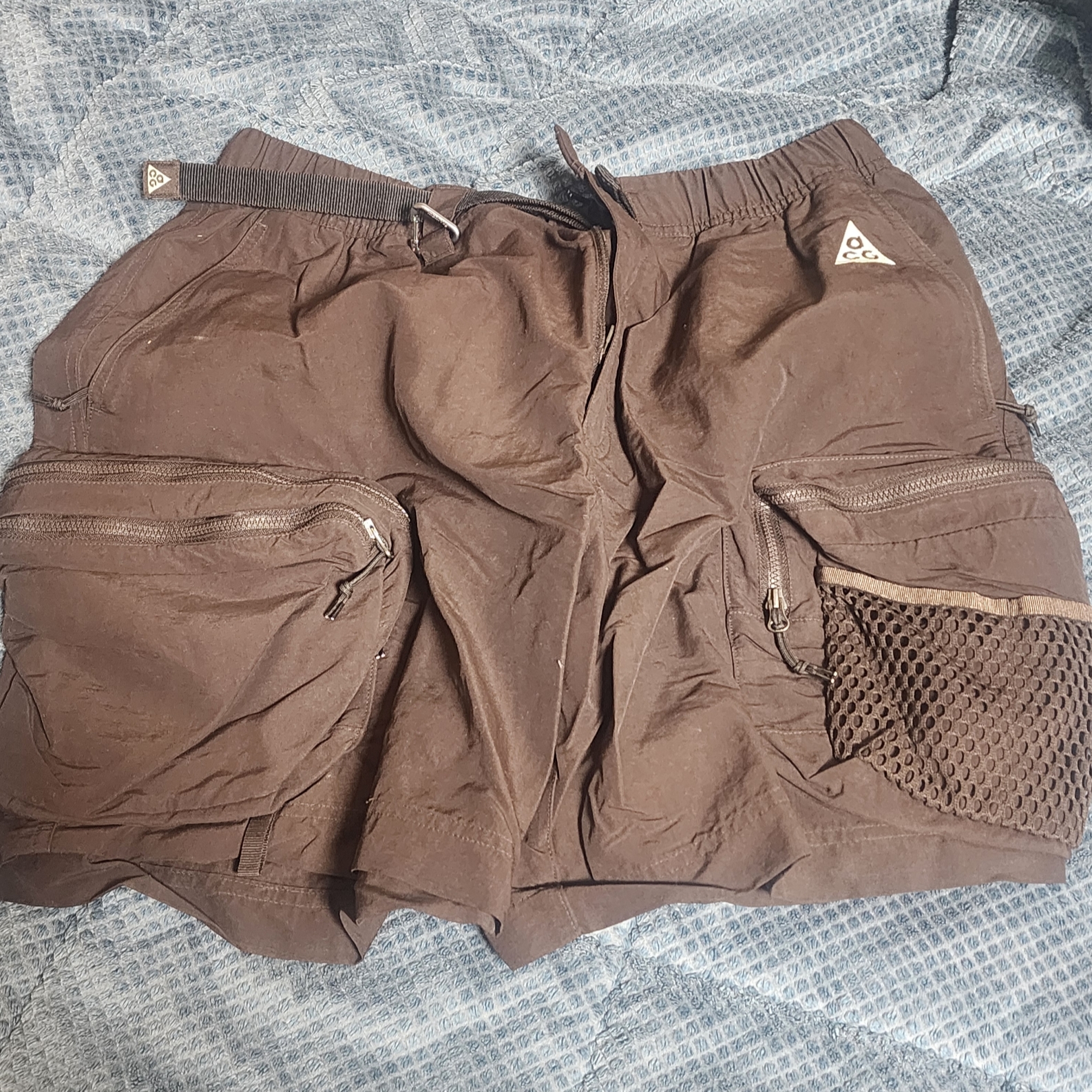 Nike ACG Snowgrass Cargo Shorts Velvet Brown - Asia 착용 스타일 - 1