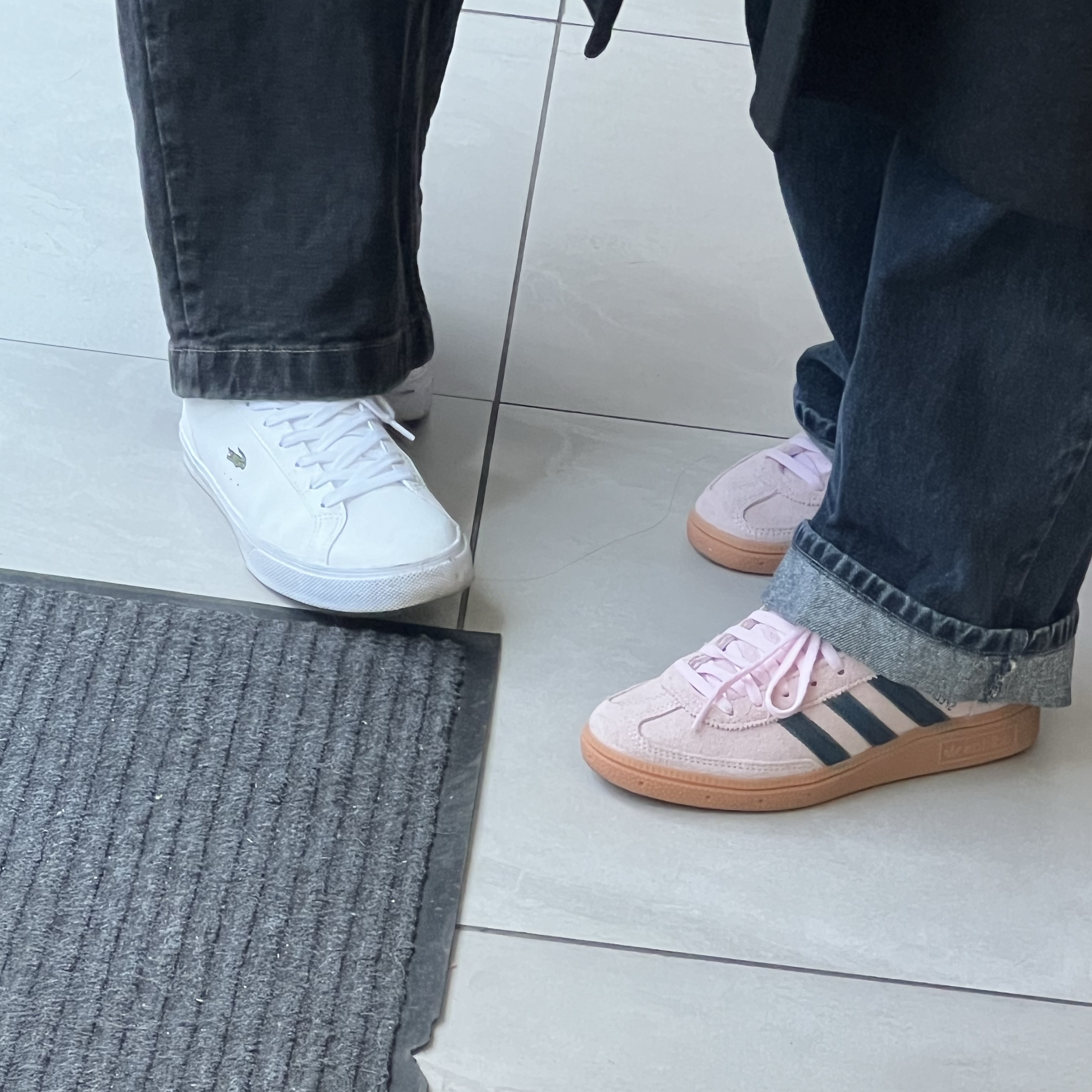 (W) Adidas Spezial Handball Clear Pink 착용 스타일 - 2