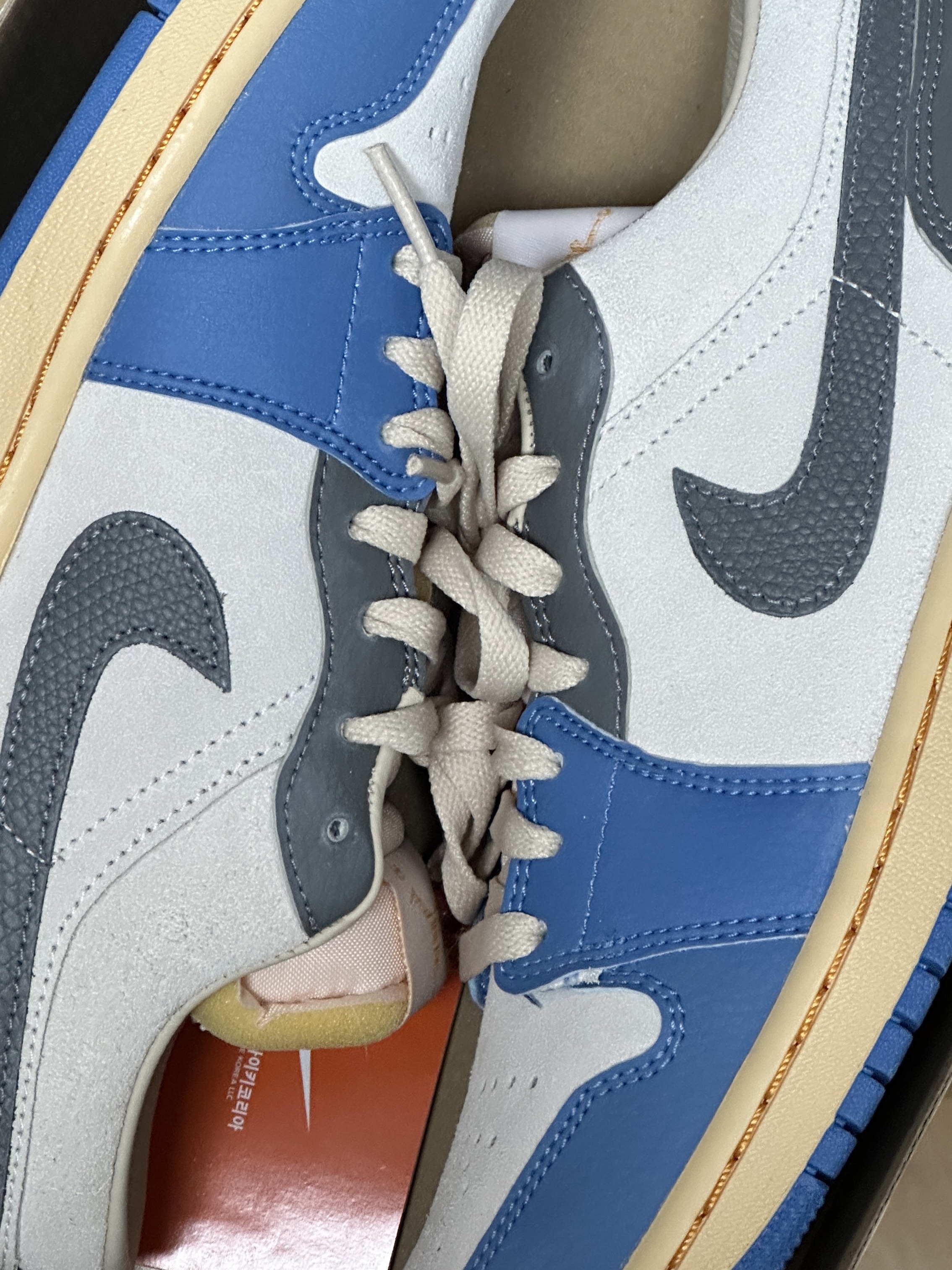 Jordan 1 Low SE Tokyo 96 착용 스타일