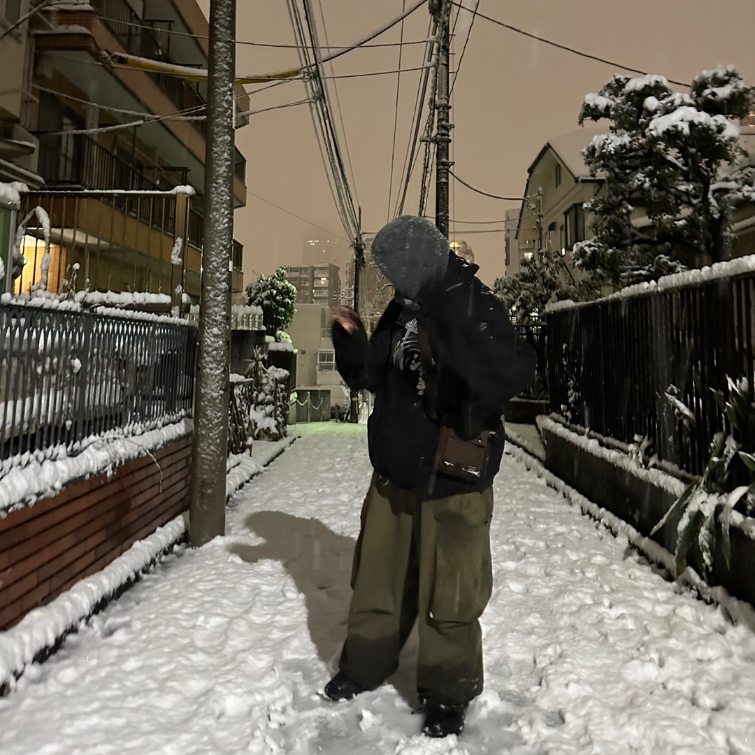 Project G/R Mind Slaughter Vintage Washeed Hoodie Black, Stussy Surfman Keychain Silver 착용 스타일 - 2