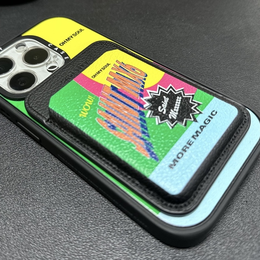 Casetify x Saint Mxxxxxx More Magic iPhone Magsafe Impact Case Matte Black, Casetify x Saint Mxxxxxx Magsafe Wallet Multi 착용 스타일 - 2