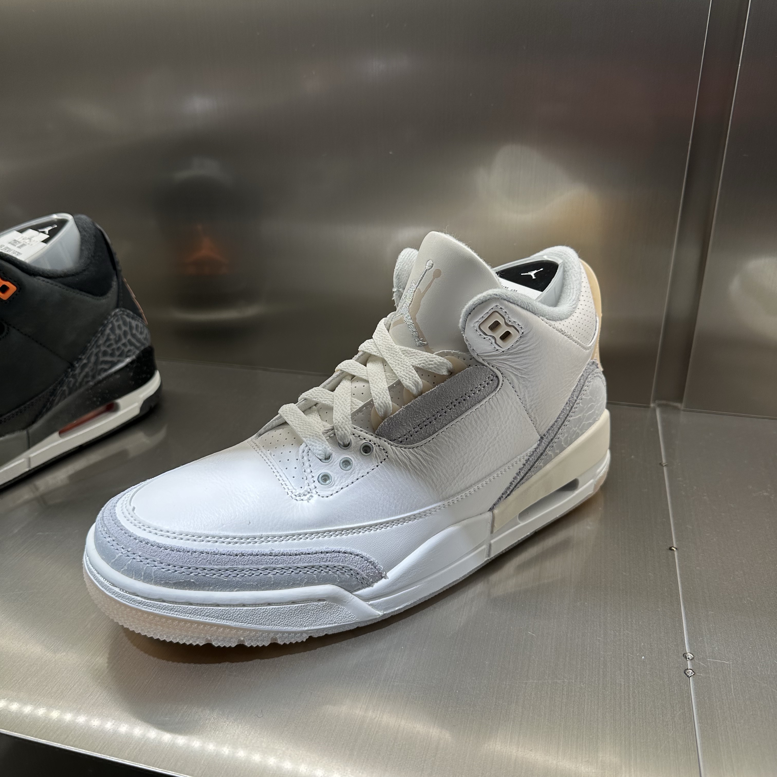 Jordan 3 Retro Craft Ivory, Jordan 1 Retro High OG Black White 착용 스타일 - 2