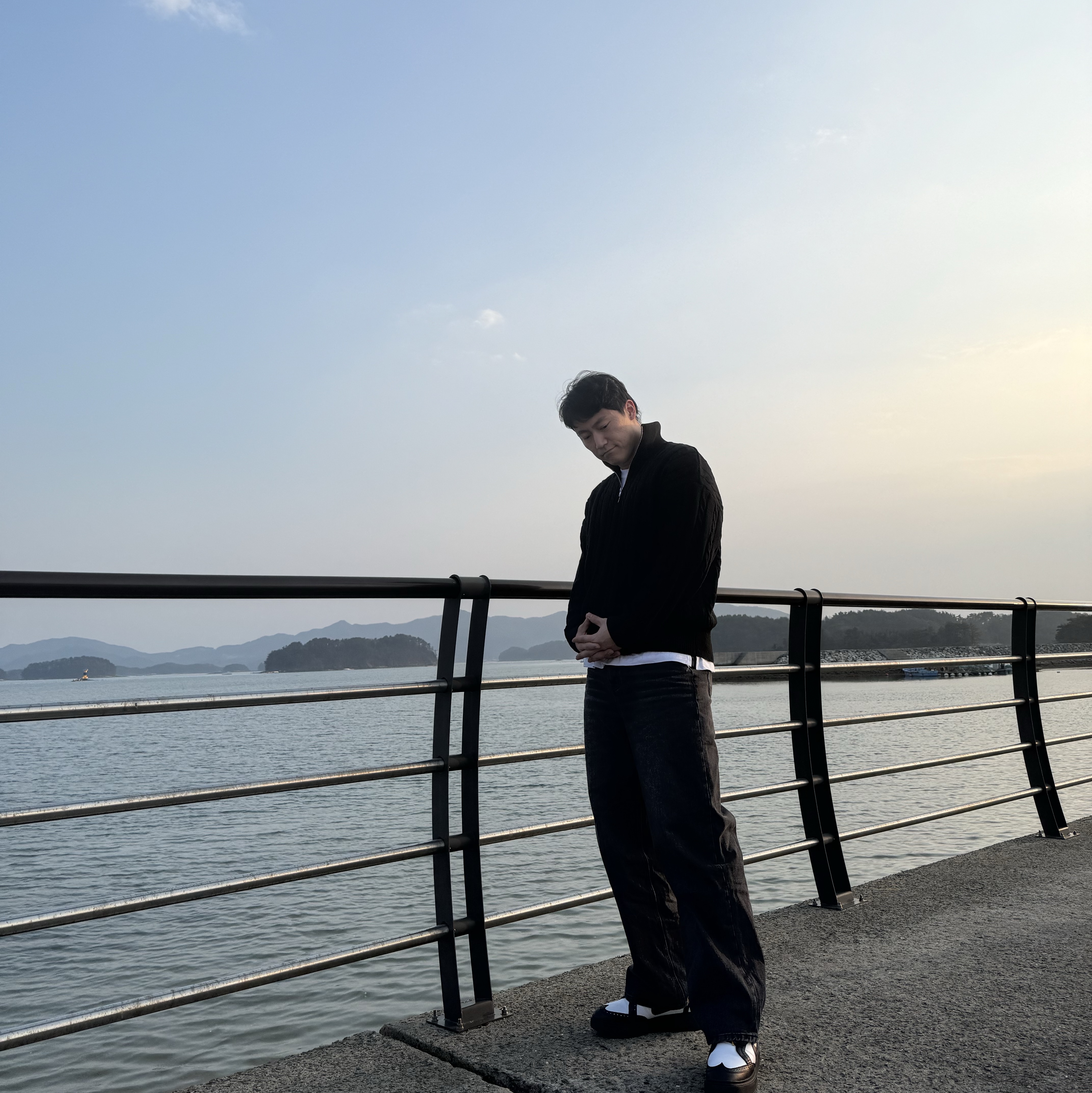 Nike x Peaceminusone Kwondo1 Black and White 착용 스타일