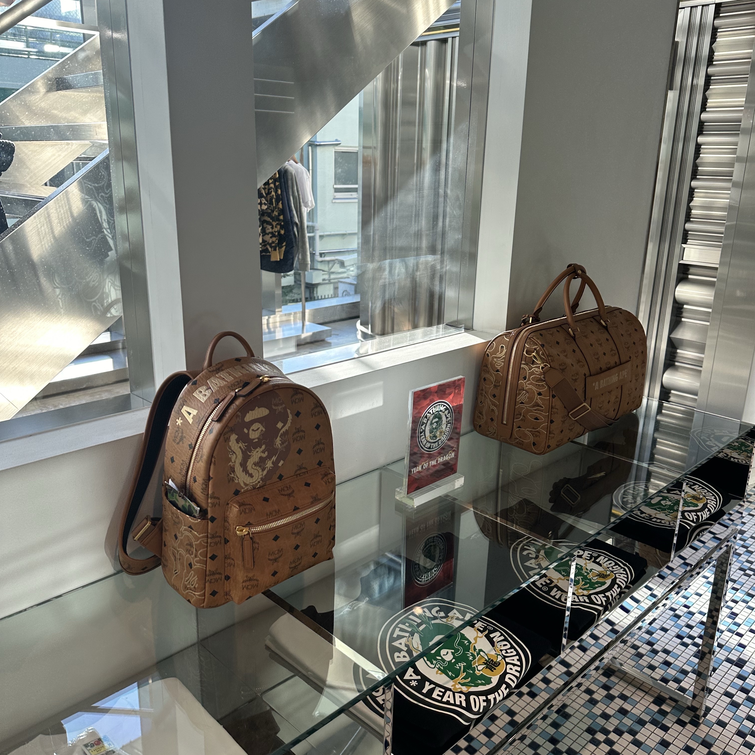 BAPE x MCM Visetos Stark Backpack Small Cognac 착용 스타일