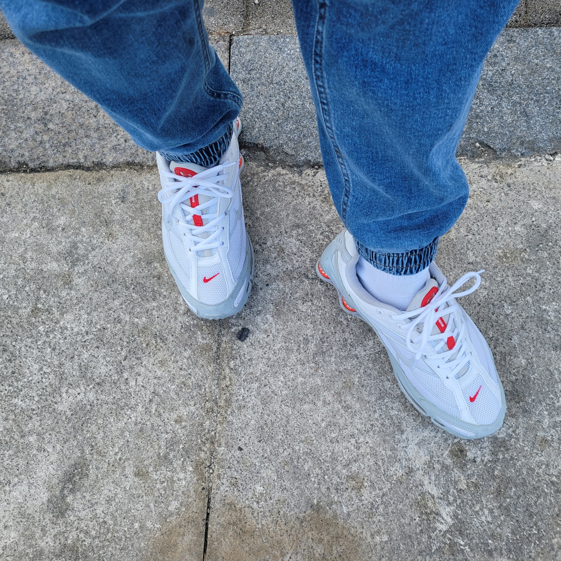 Nike x Supreme Shox Ride 2 SP White 착용 스타일