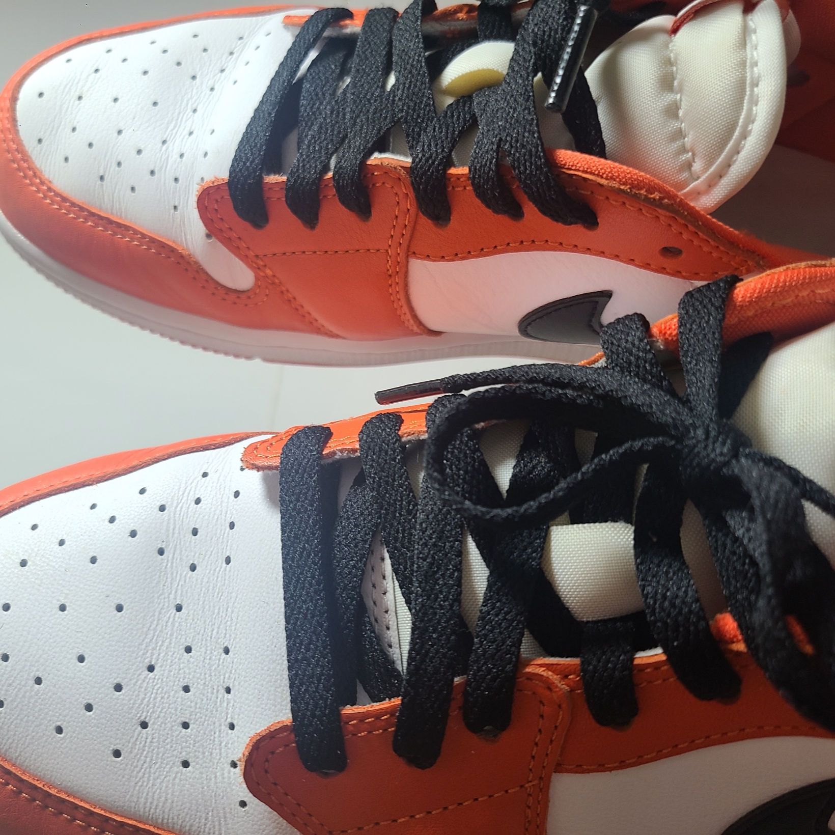 Jordan 1 Low OG Starfish 착용 스타일