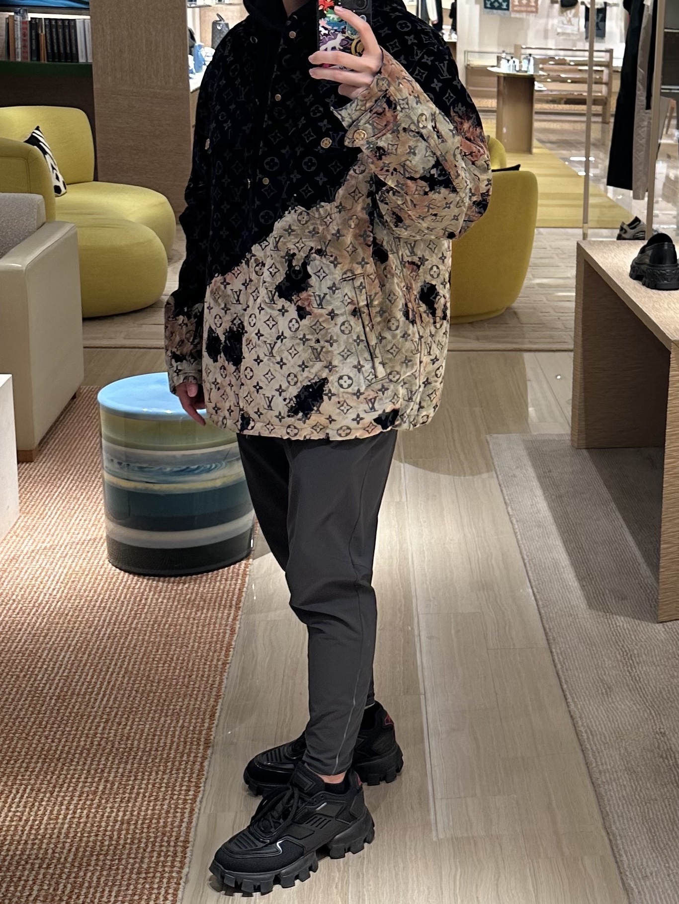 Prada Cloudbust Thunder Technical Fabric Sneakers Black, Casetify x Maison Kitsune iPhone Stickers Magsafe Mirror Case Black 착용 스타일