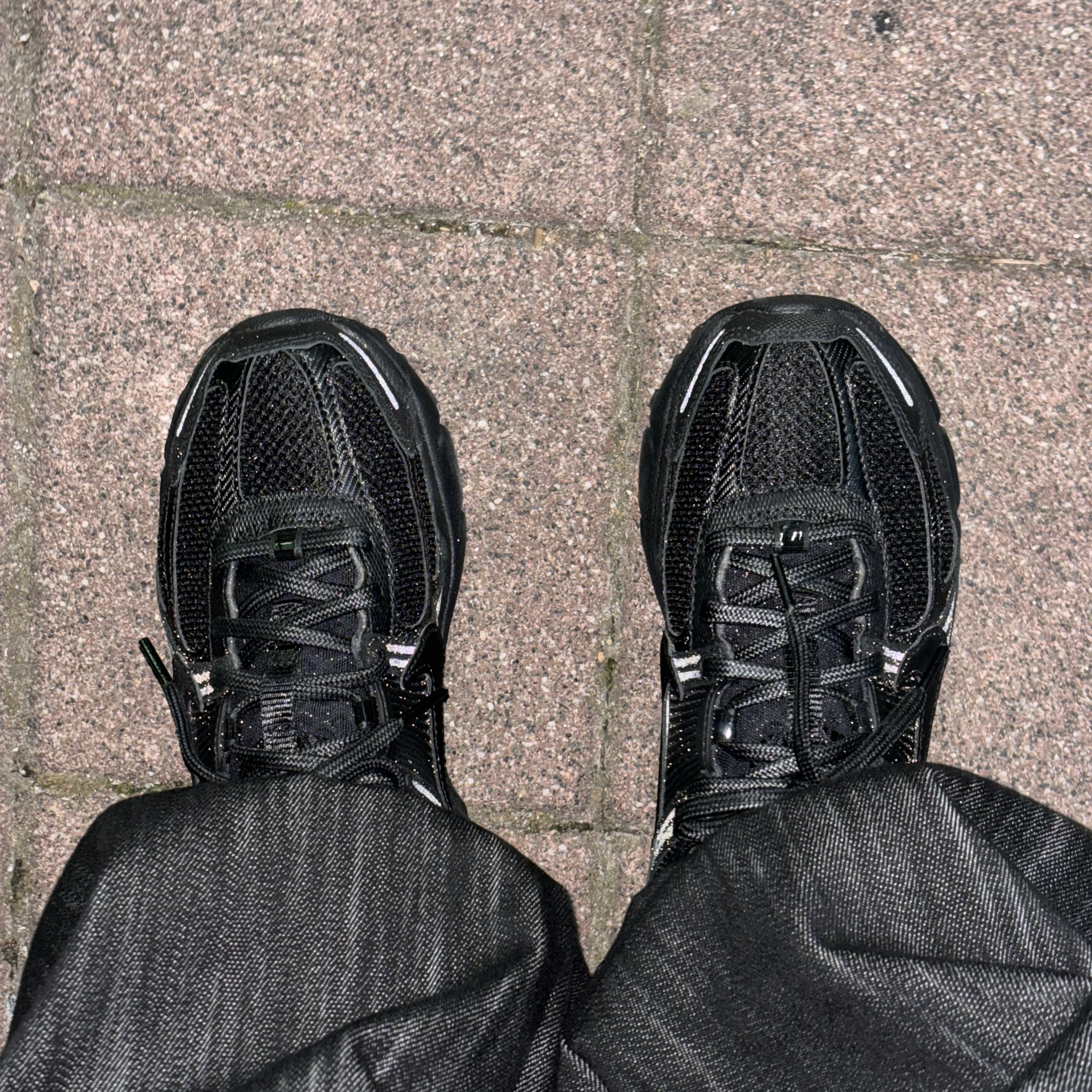 Nike Zoom Vomero 5 SP Black 착용 스타일