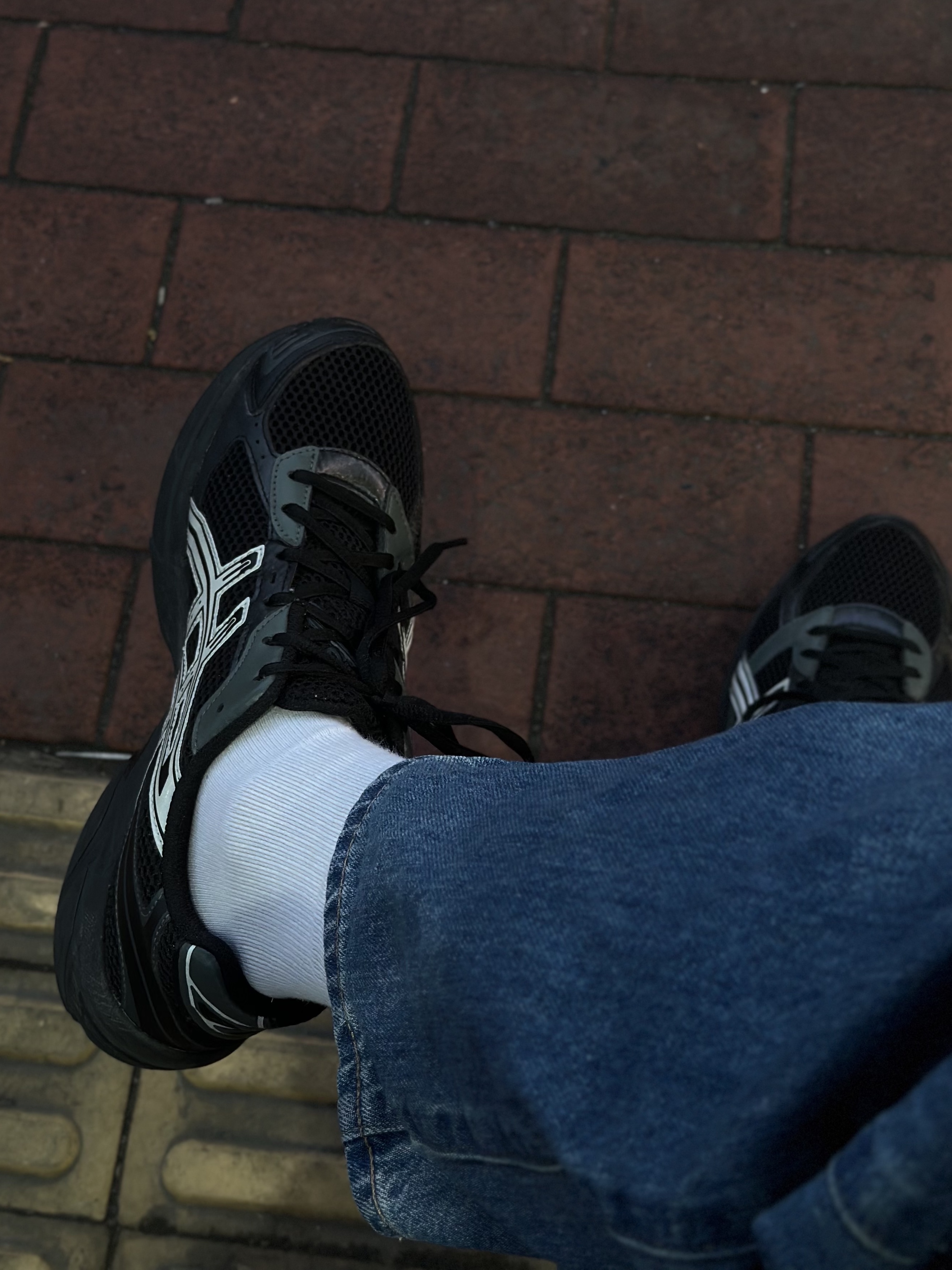 Asics Gel-1130 Black Glacier Grey - Folder Exclusive 착용 스타일 - 1