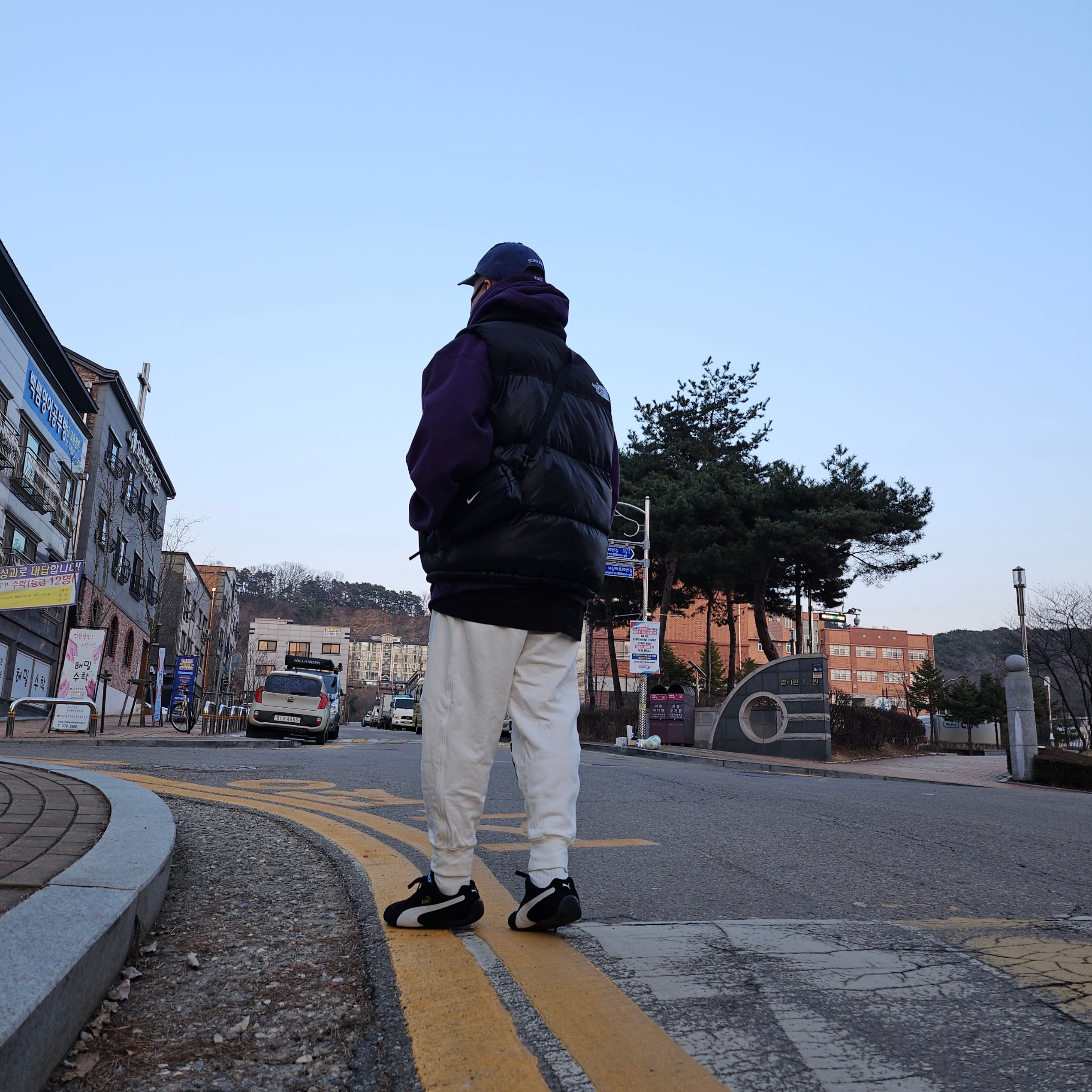 Supreme Box Logo Hooded Sweatshirt Dark Purple - 23FW, Puma Speedcat OG Sparco Black White 착용 스타일 - 2