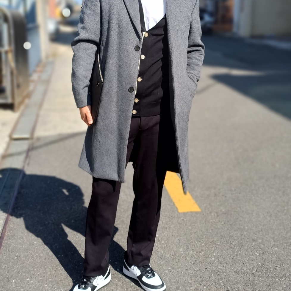 Nike Air Force 1 '07 Black White, Maison Kitsune Tricolor Fox Patch Merinos Cardigan Grey Melange 착용 스타일