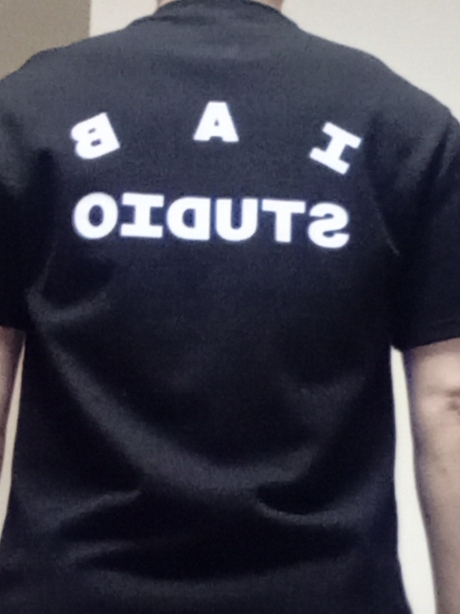 IAB Studio 10th Anniversary T-Shirts Pack White & Black (2 Pack) 착용 스타일