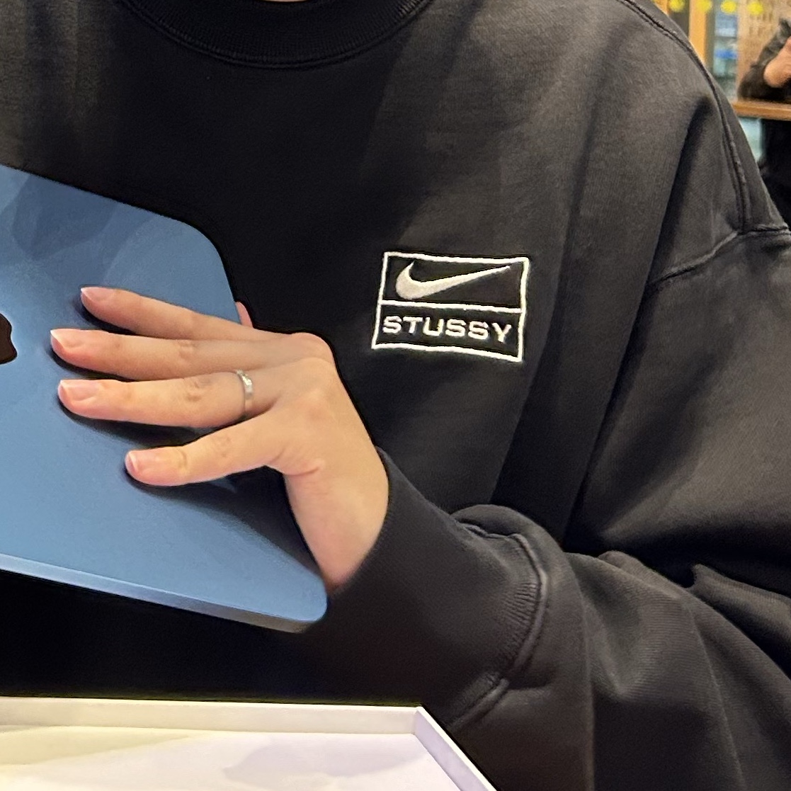 Nike x Stussy NRG Washed Fleece Crewneck Black (DO5310-010) 착용 스타일