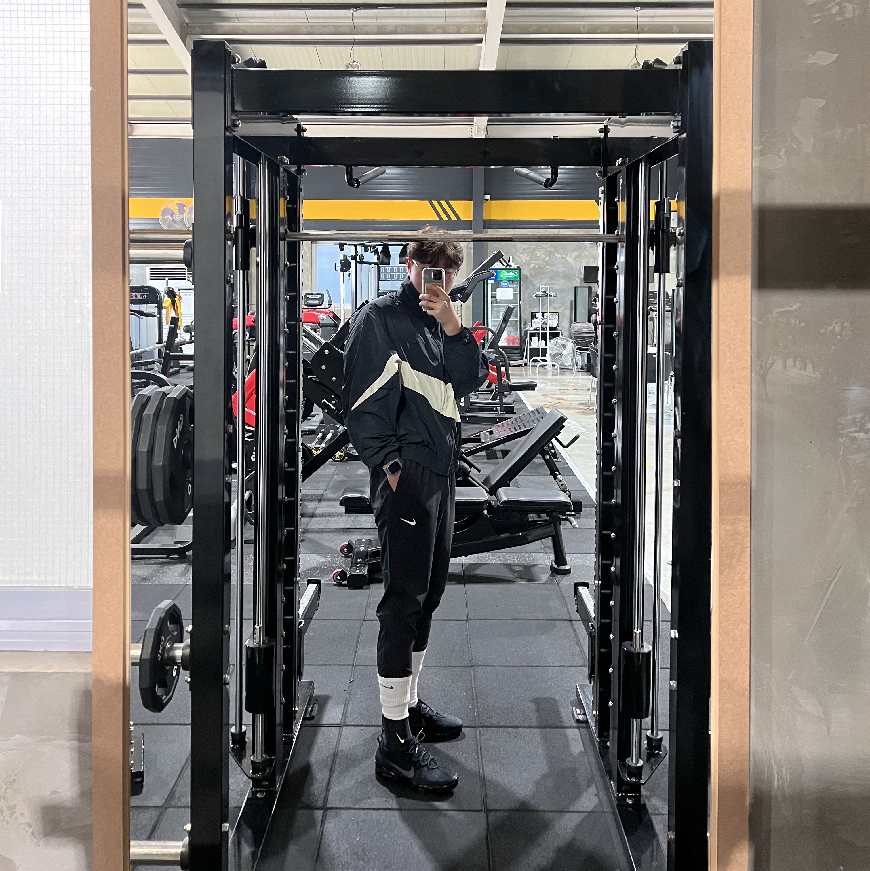 Nike Air VaporMax 2023 Flyknit Triple Black, Nike Swoosh Woven Jacket Black Coconut Milk - Asia 착용 스타일