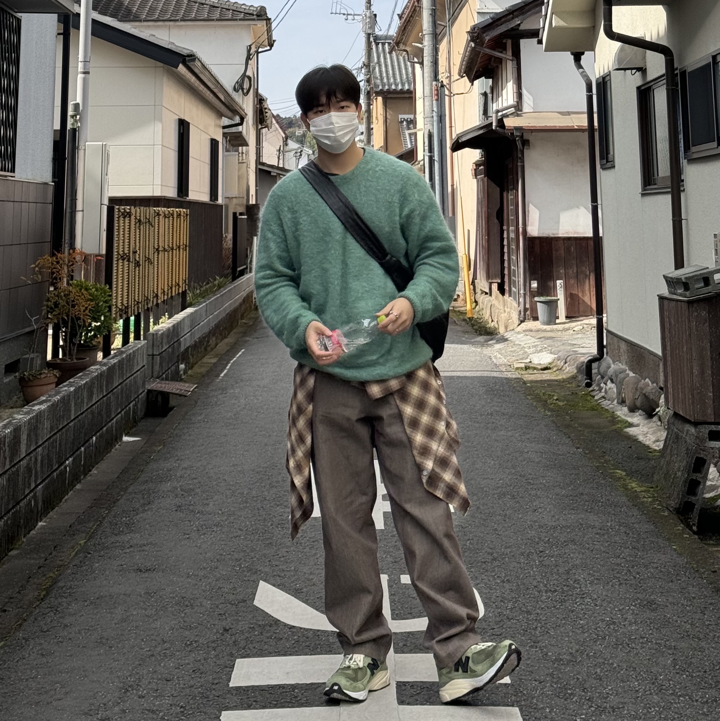 New Balance x JJJJound 990v3 Olive, Auralee Brushed Super Kid Mohair Knit P/O Jade Green 착용 스타일