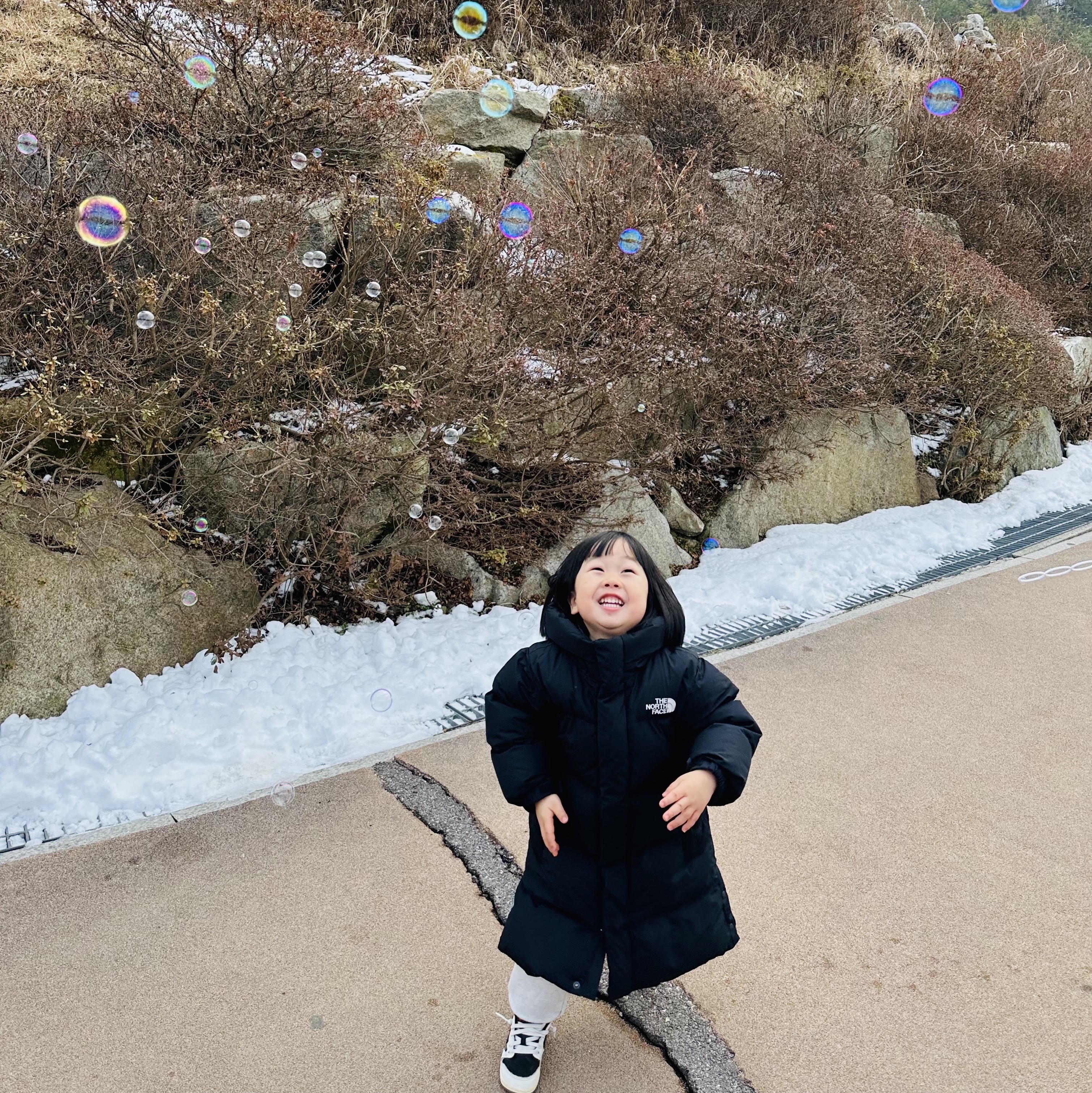 (Kids) Uniqlo x Anya Hindmarch Heattech Knitted Cap Beige, (TD) Jordan 1 x Travis Scott Retro Low OG SP Medium Olive 착용 스타일 - 7