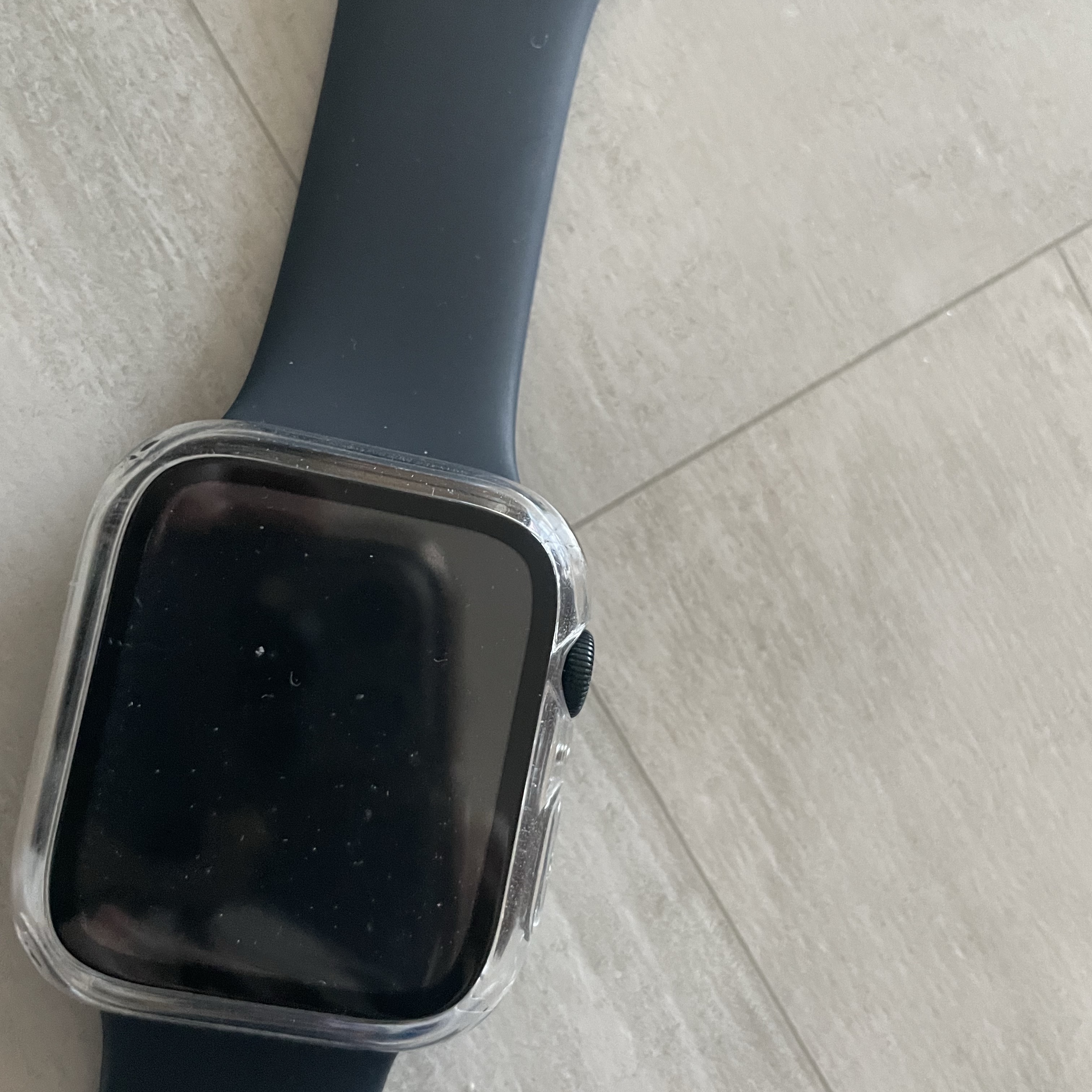 Apple Watch SE 2023 44mm GPS Midnight Aluminium Case with Sport Band S/M Midnight (Korean Ver.) 착용 스타일 - 1