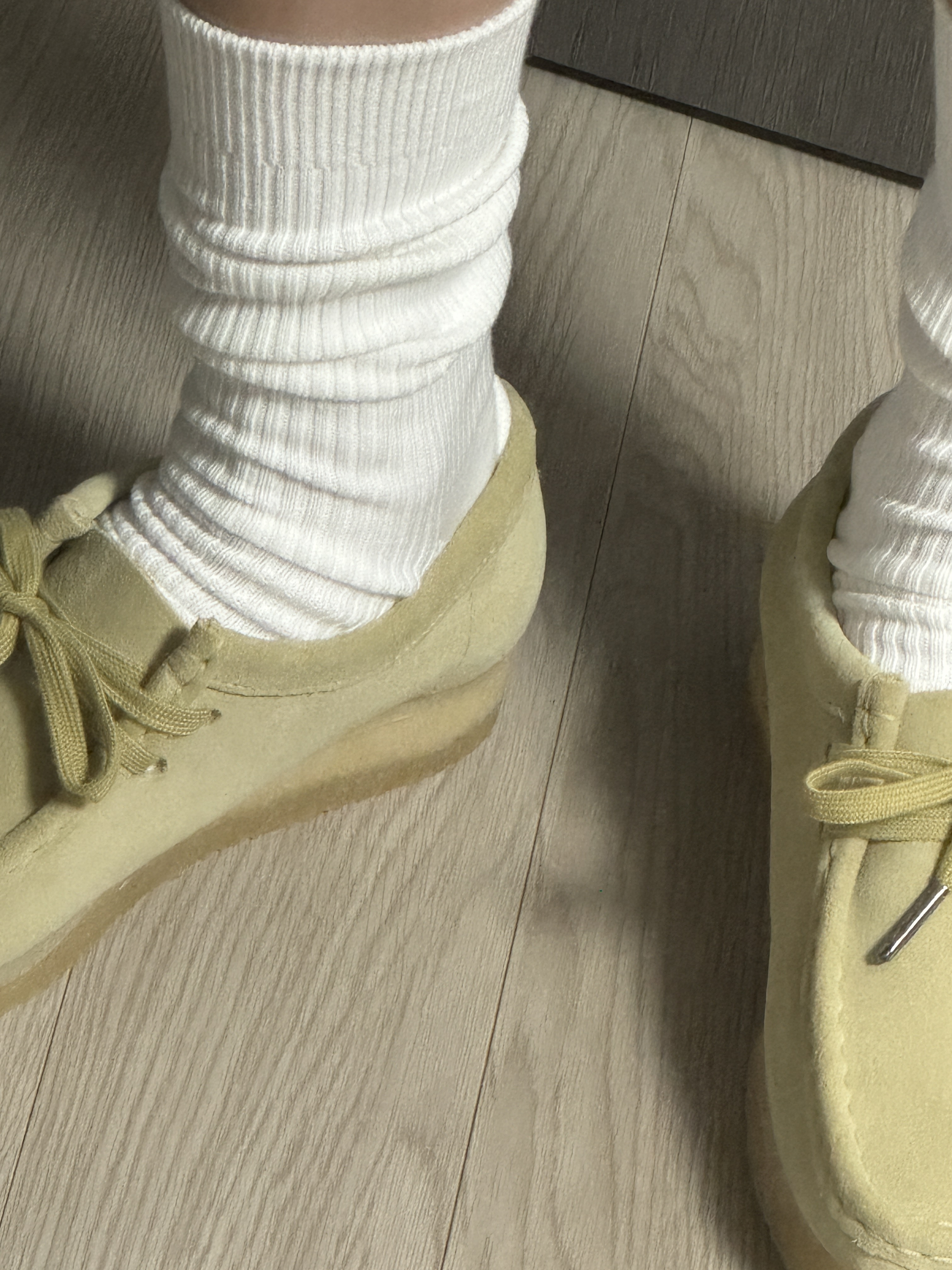 (W) Clarks Wallabee Maple Suede 착용 스타일 - 2