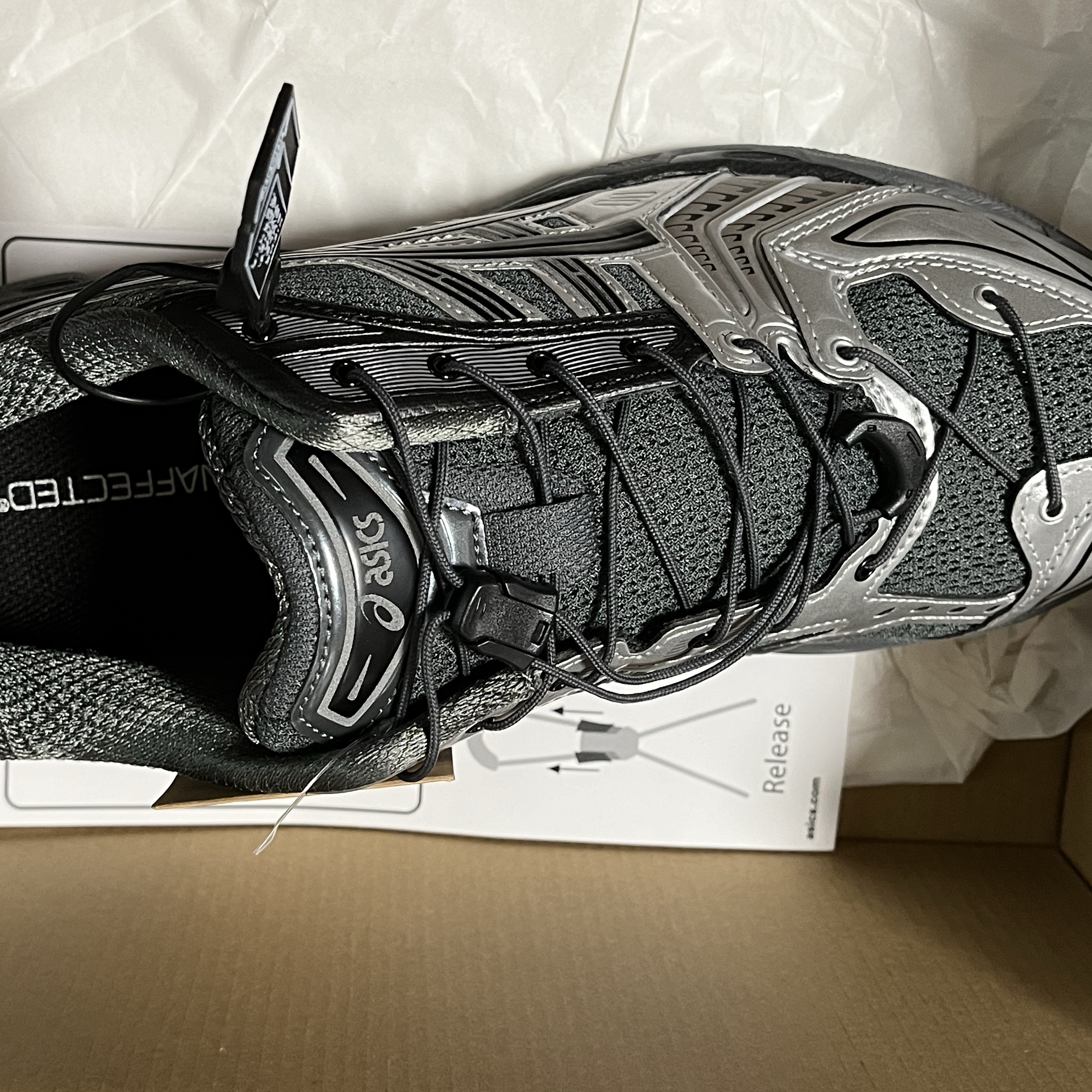 Asics x Unaffected Gel-Kayano 14 Silver Moon 착용 스타일