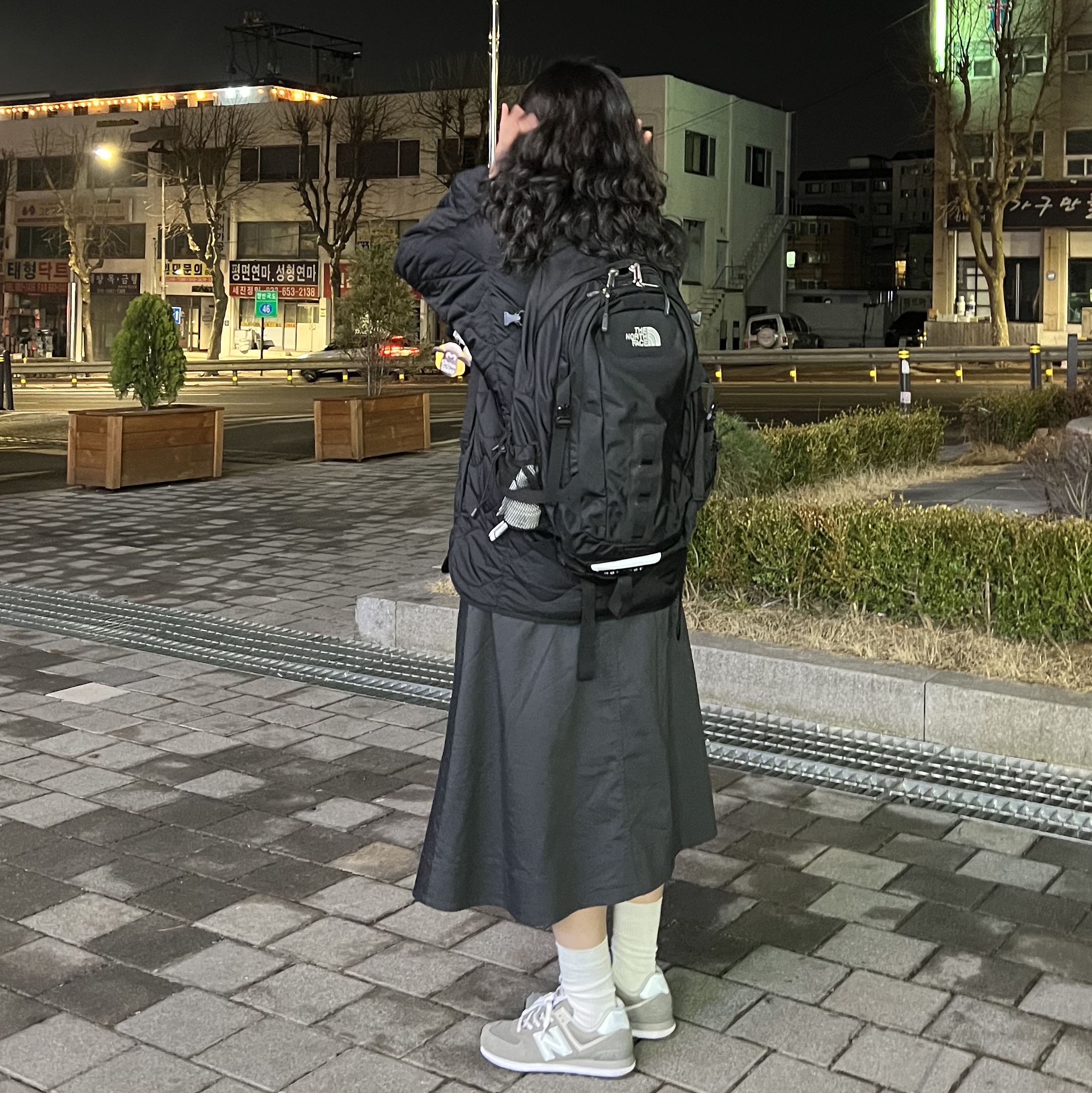 (W) New Balance 574 Worn By Anyone Grey - B Standard 착용 스타일 - 1