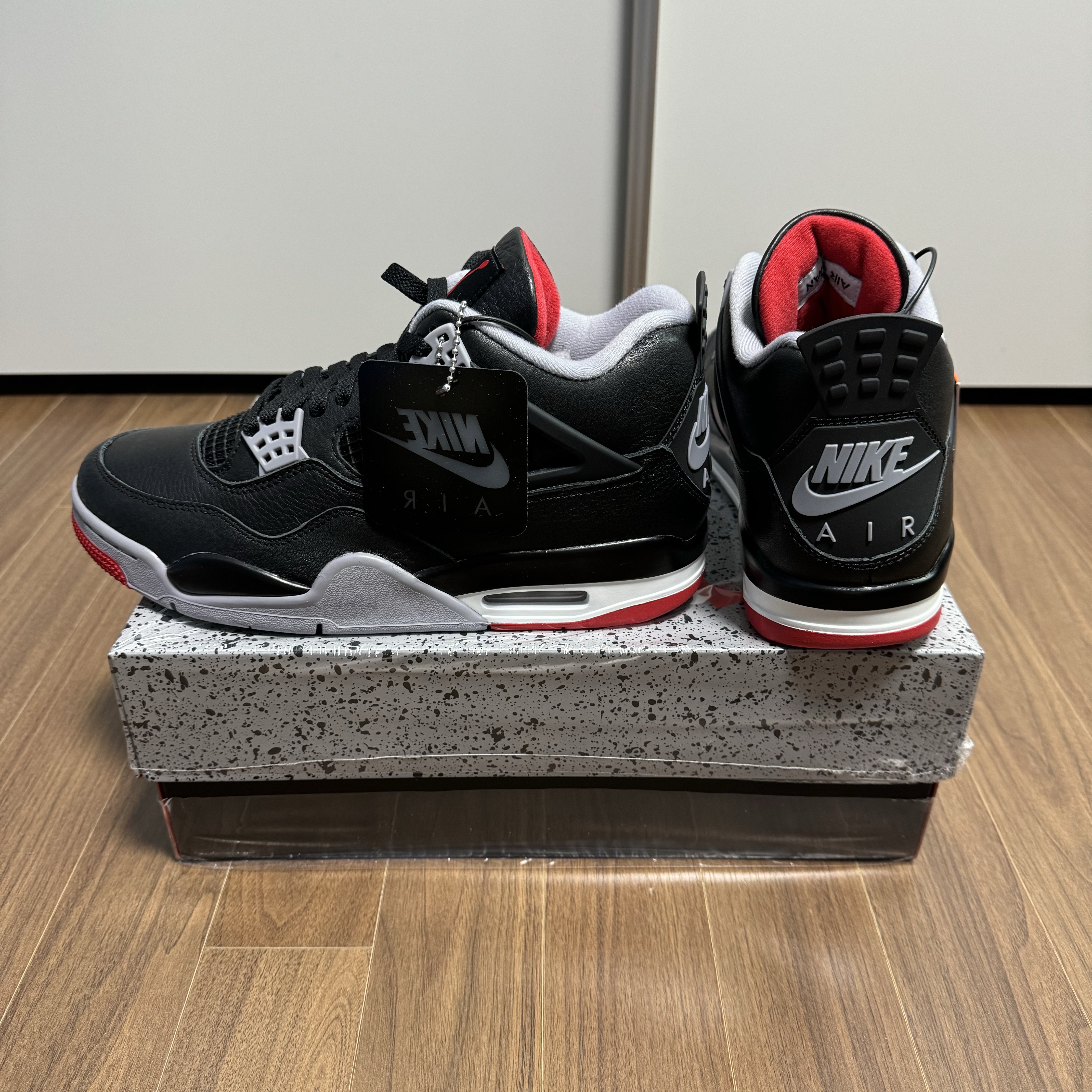 Jordan 4 Retro Bred Reimagined 착용 스타일