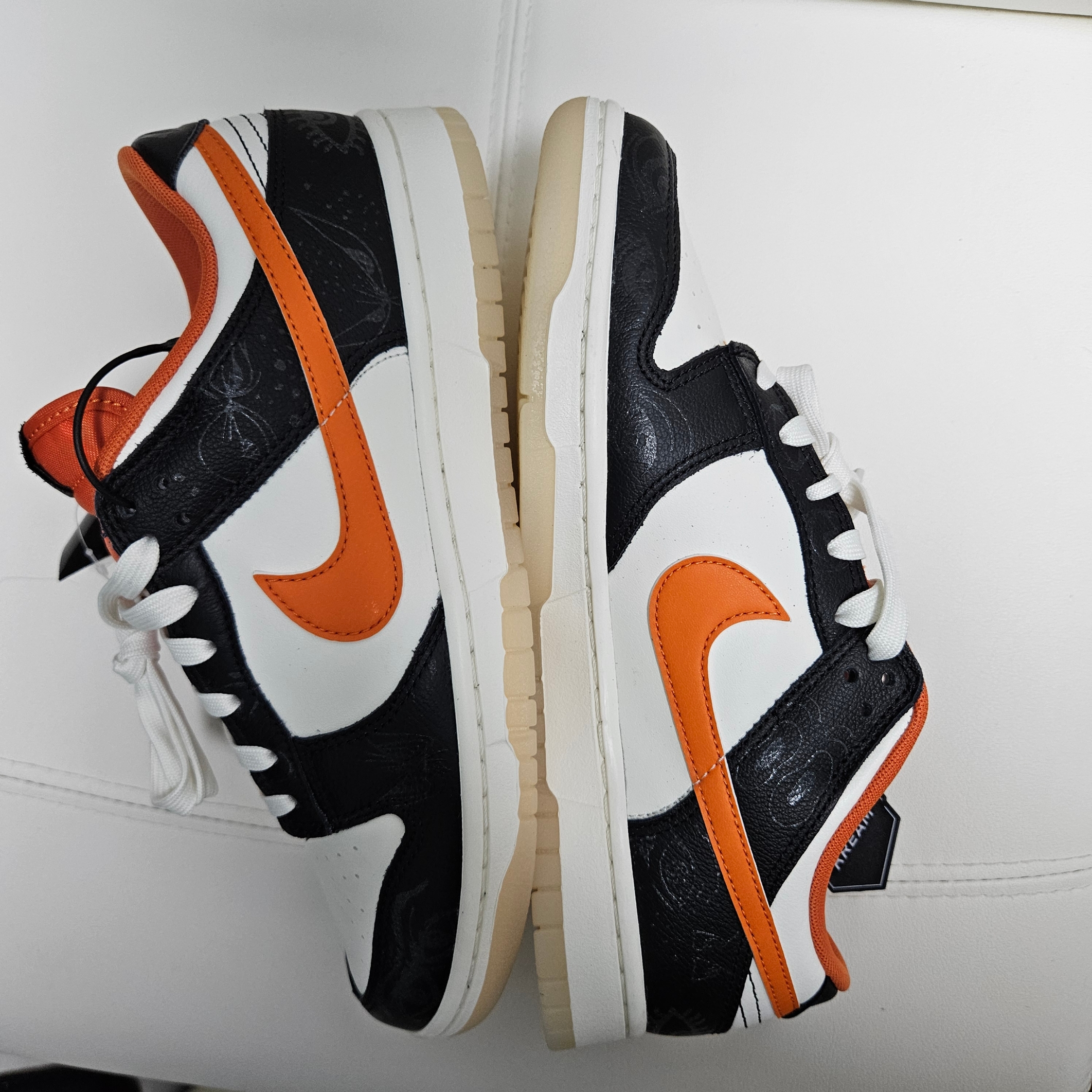 Nike Dunk Low Retro PRM Halloween 착용 스타일