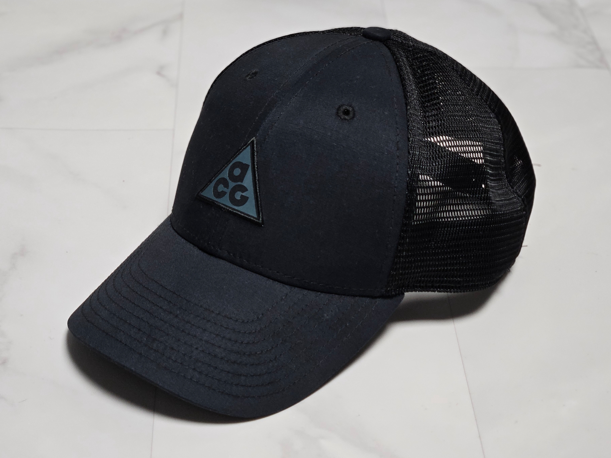 Nike ACG L91 Trucker Cap Black 착용 스타일 - 2
