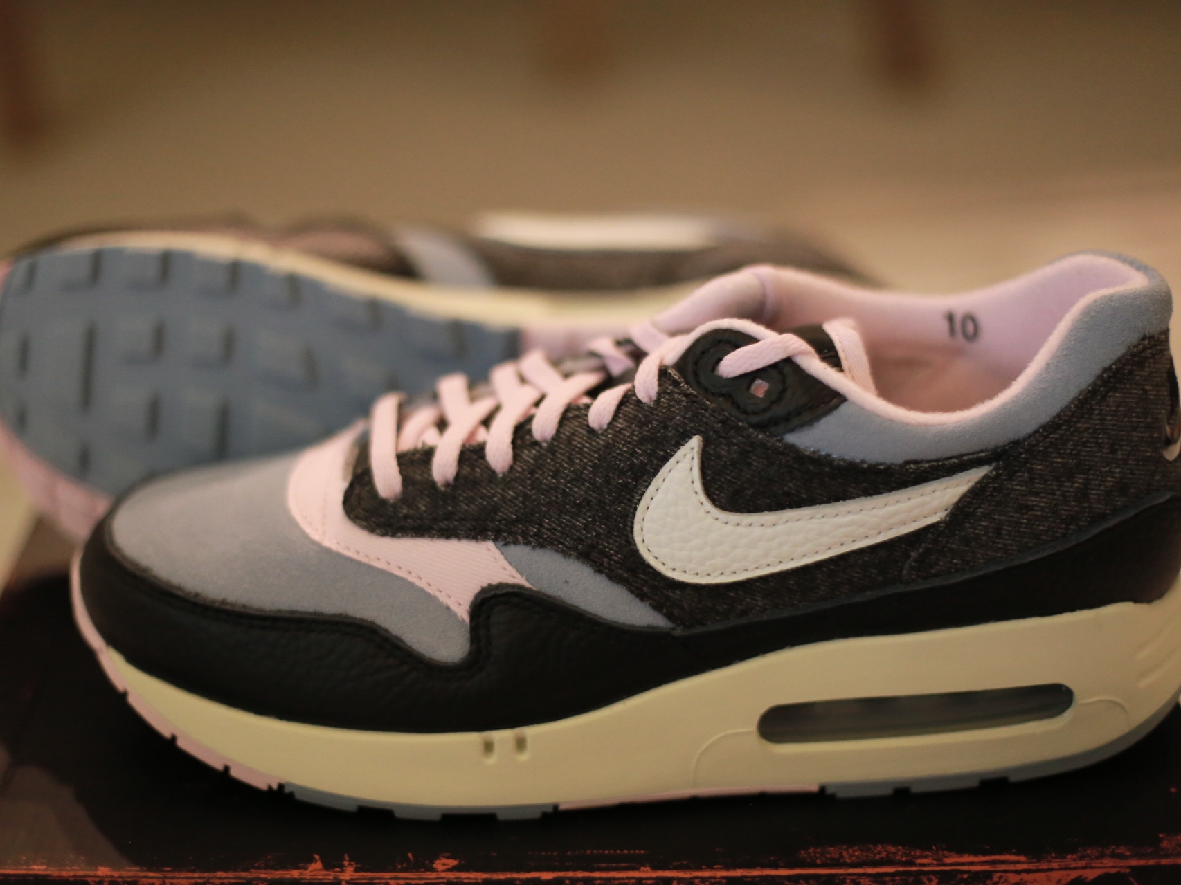 Nike Air Max 1 '86 Blue Grey and Black 착용 스타일 - 4
