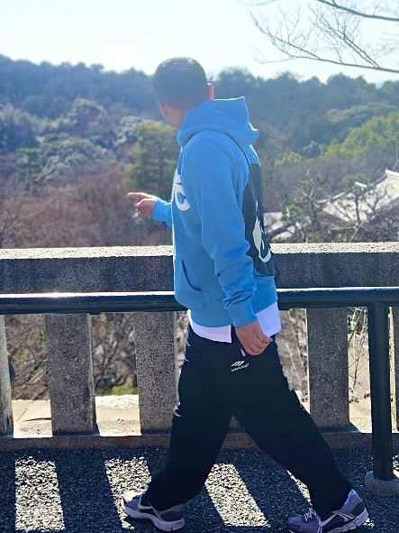 Stussy x Cactus Plant Flea Market 8 Ball Pigment Dyed Hoodie Blue, (W) Nike Zoom Vomero 5 Cobblestone and Flat Pewter 착용 스타일 - 2