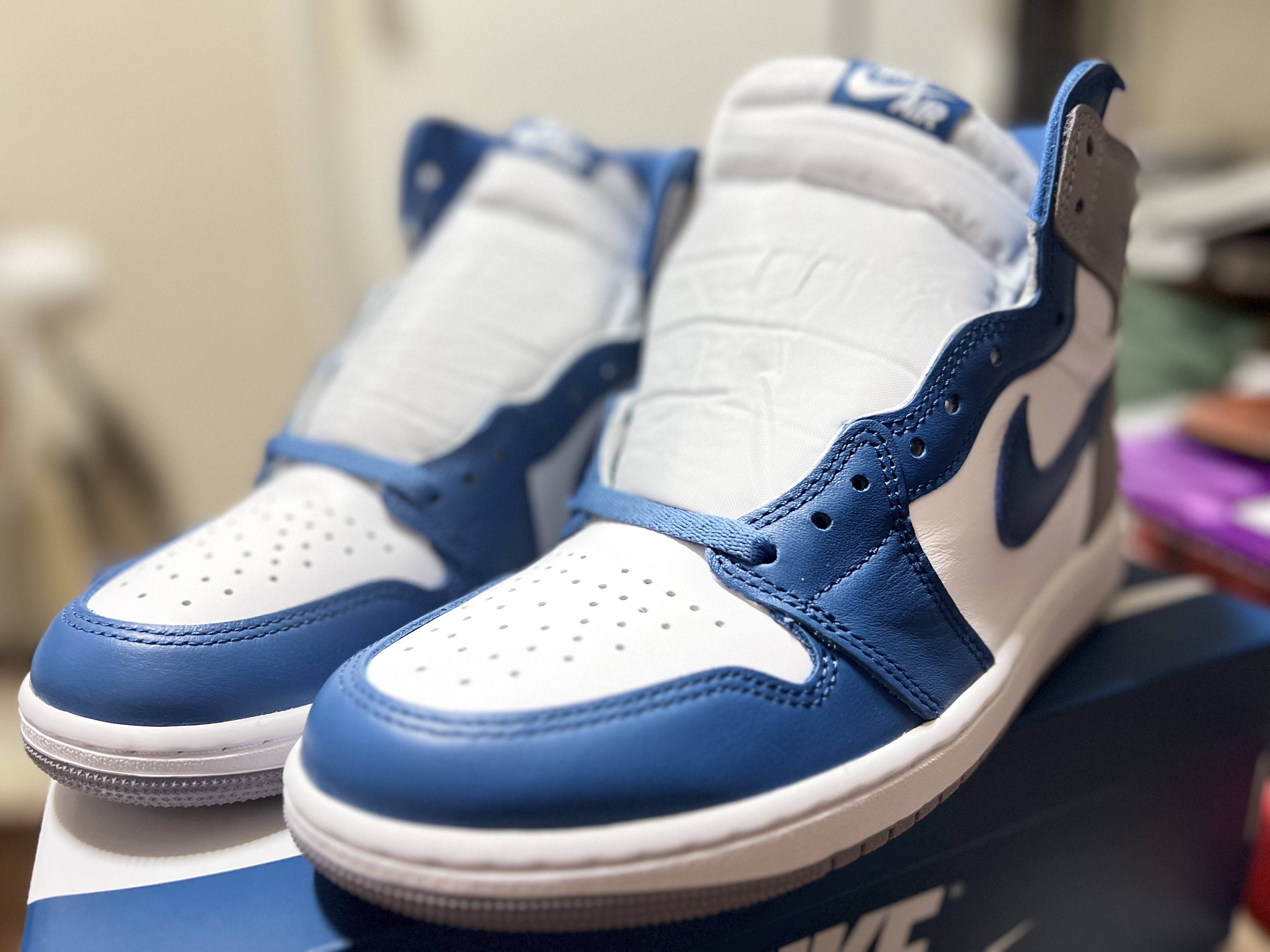 Jordan 1 Retro High OG True Blue 착용 스타일