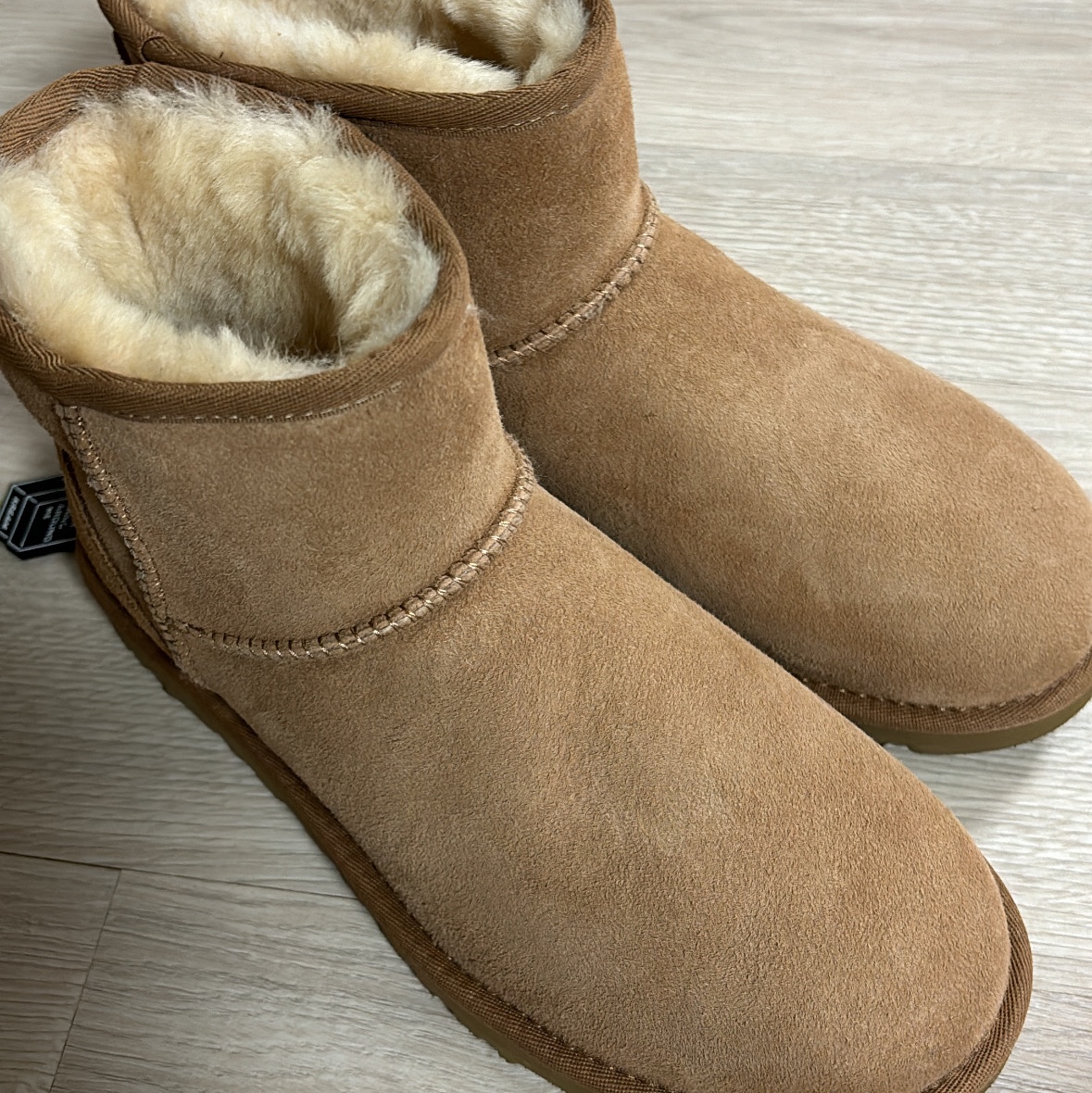 (W) UGG Classic Mini II Boots Chestnut 착용 스타일