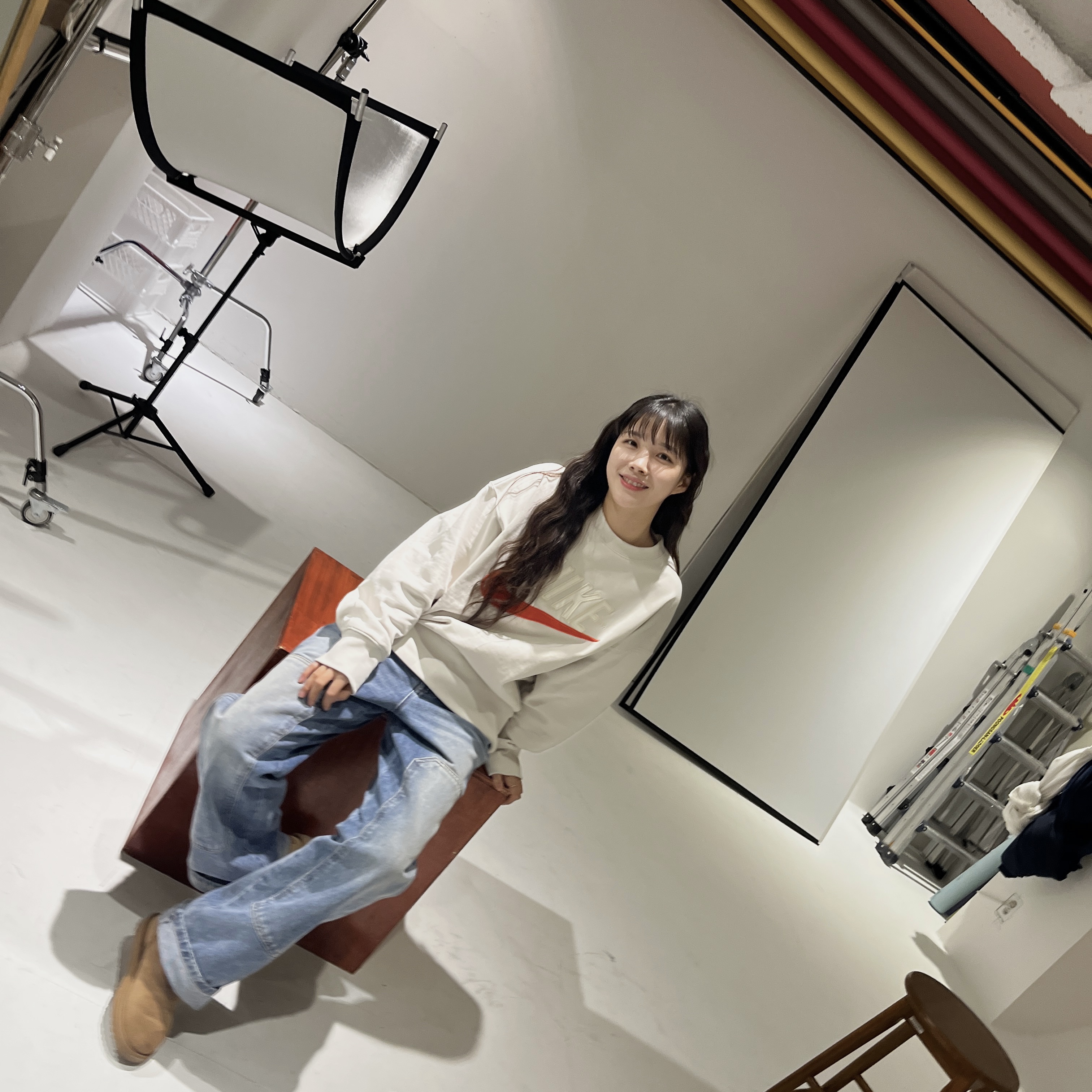 Nike NSW French Terry Crewneck Phantom - Asia 착용 스타일