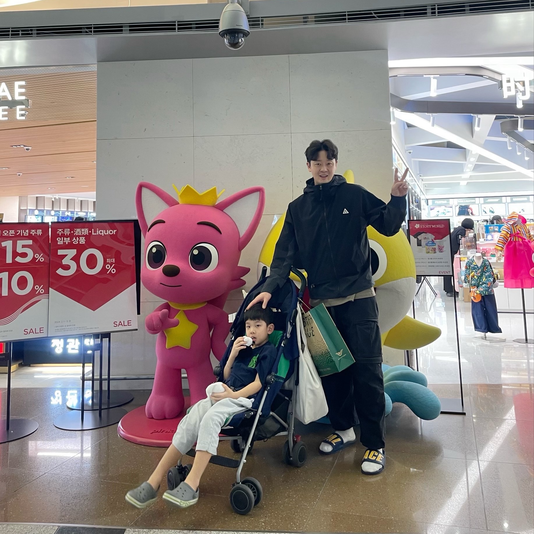 나이키 ACG 썬 페어러 자켓 블랙 - 아시아, 나이키 ACG 스미스 서밋 카고 팬츠 블랙 앤트러사이트 - 아시아 착용 스타일 - 2